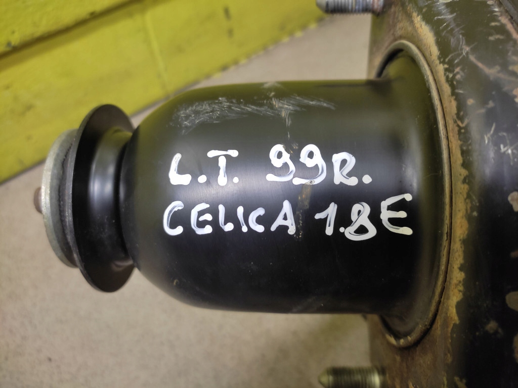 TOYOTA CELICA VII 1.8 McPherson left rear part