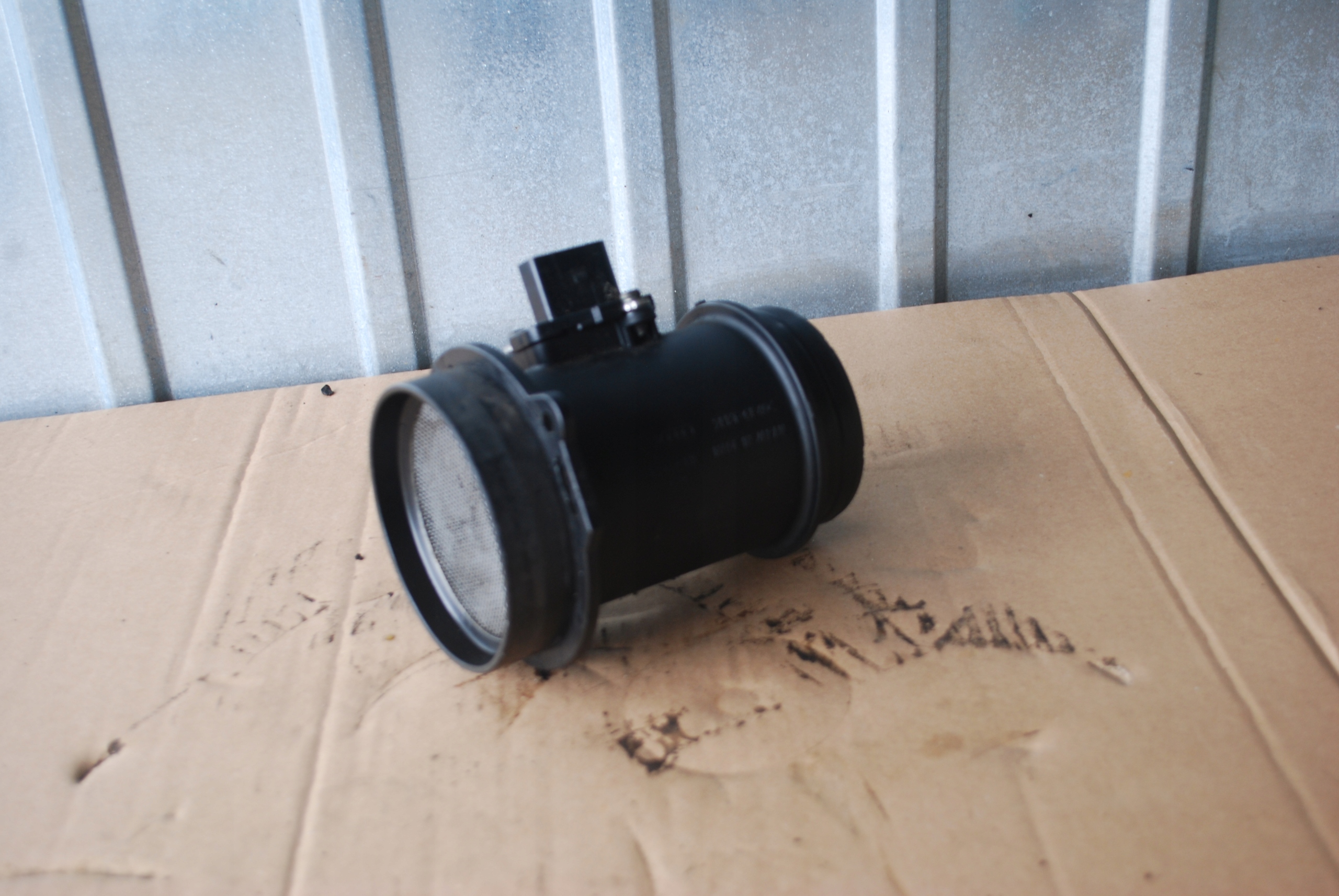 PRZEPŁYWOMIERZ AUDI A8 D3 3.0 TDI 059906461K