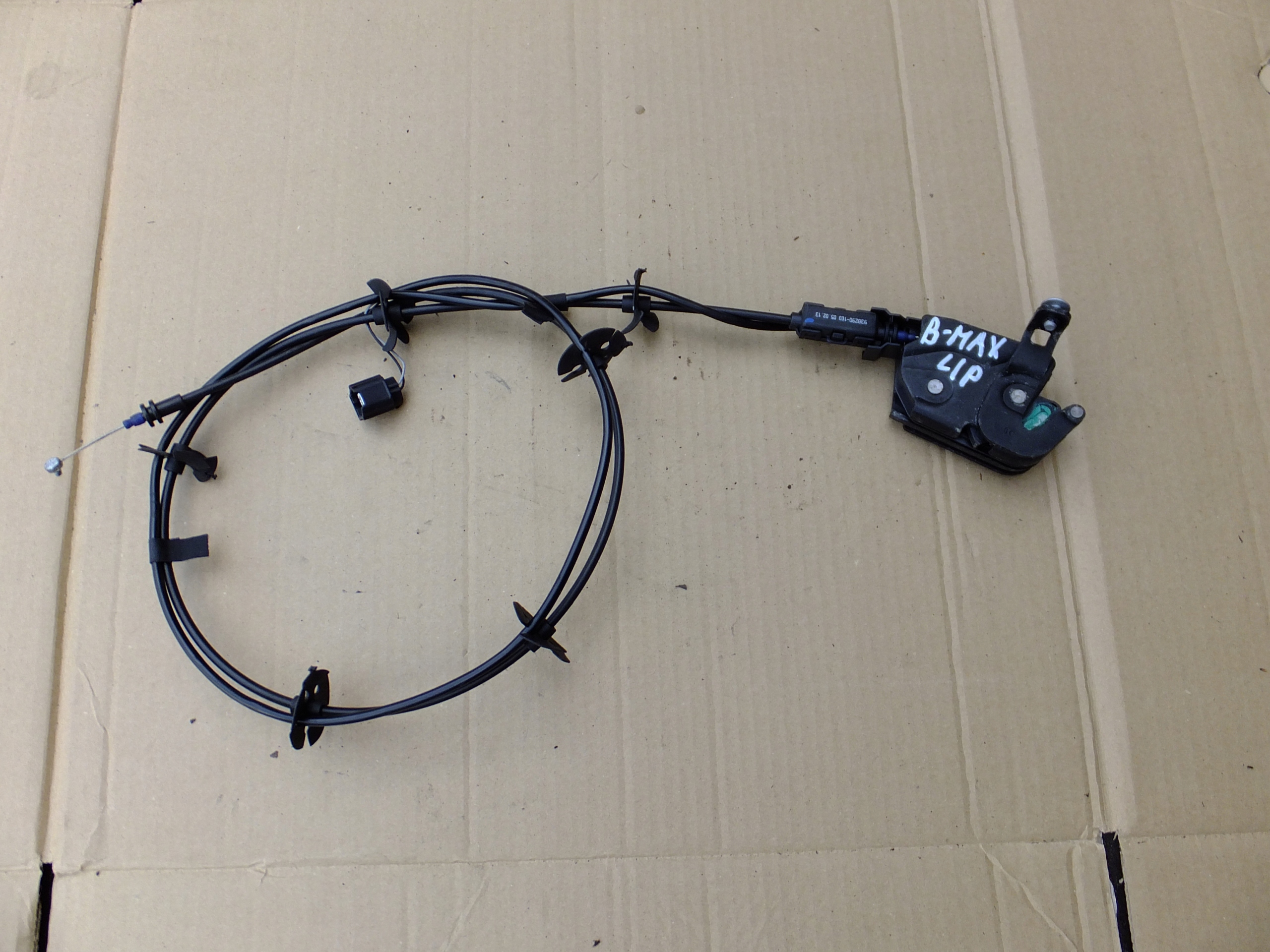 lock left front ford b-max 2013r AV1A-R218D05-AD
