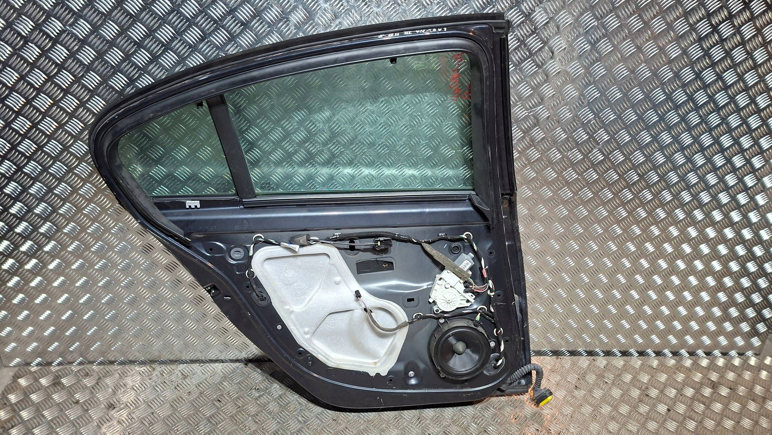 Tür heck links RENAULT LAGUNA III HB 2007