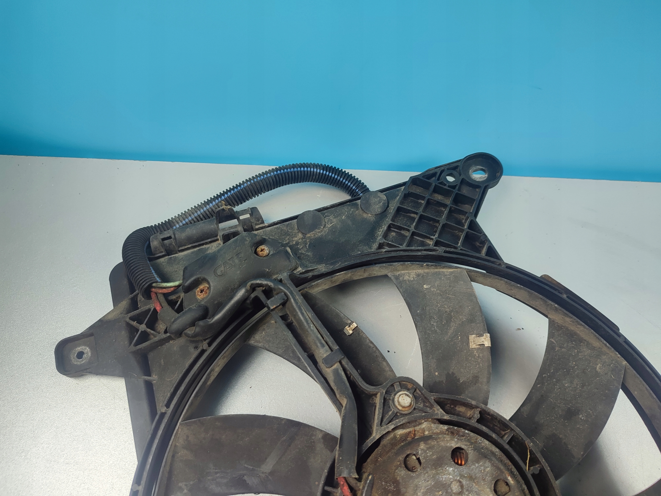 ventilátor chladiče OPEL MERIVA 1.7 8240457
