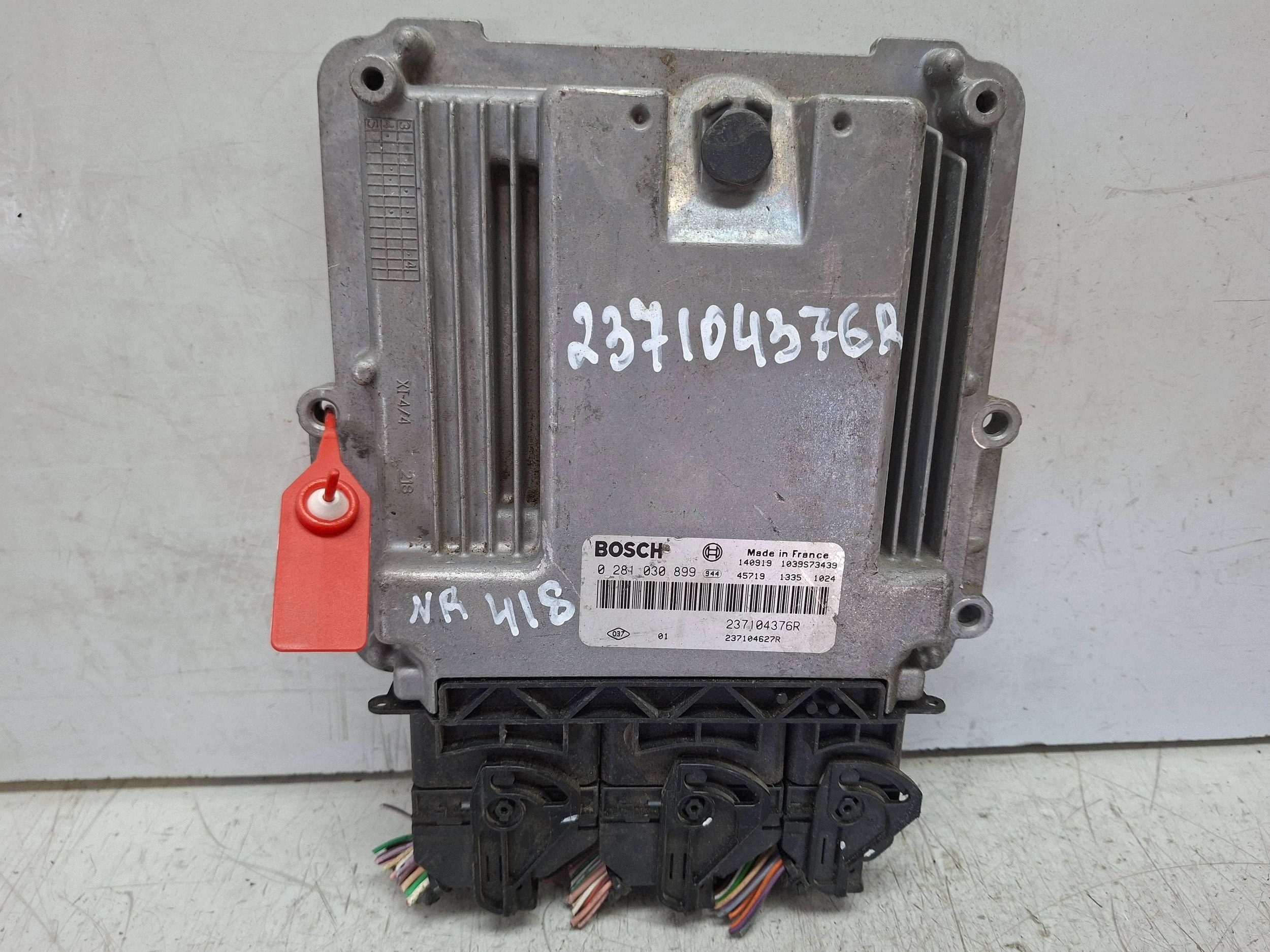 control unit of the engine computer 0281030899 237104627R 237104376R RENAULT 1.5 DCI