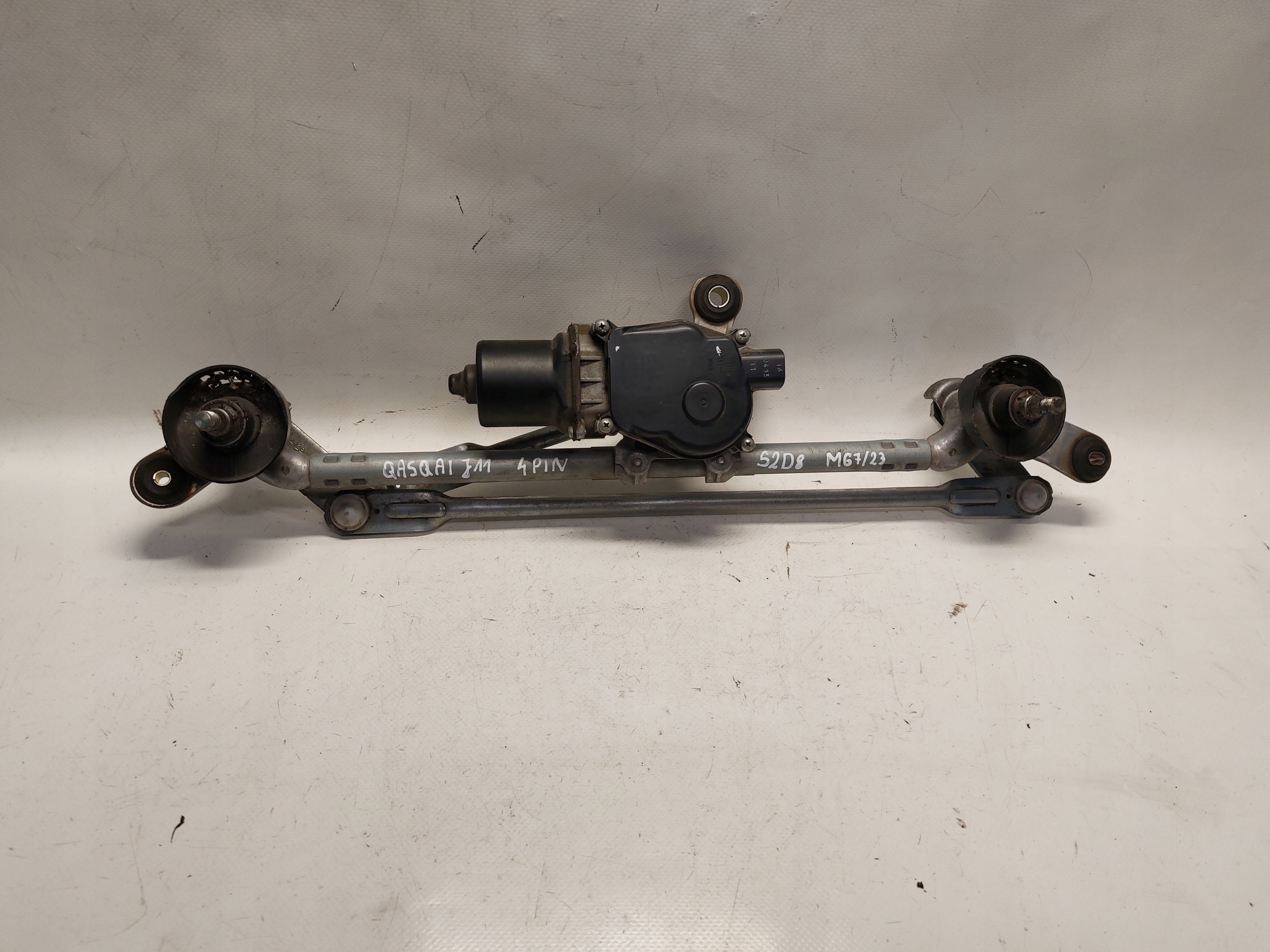 wiper mechanism front NISSAN QASHQAI J11