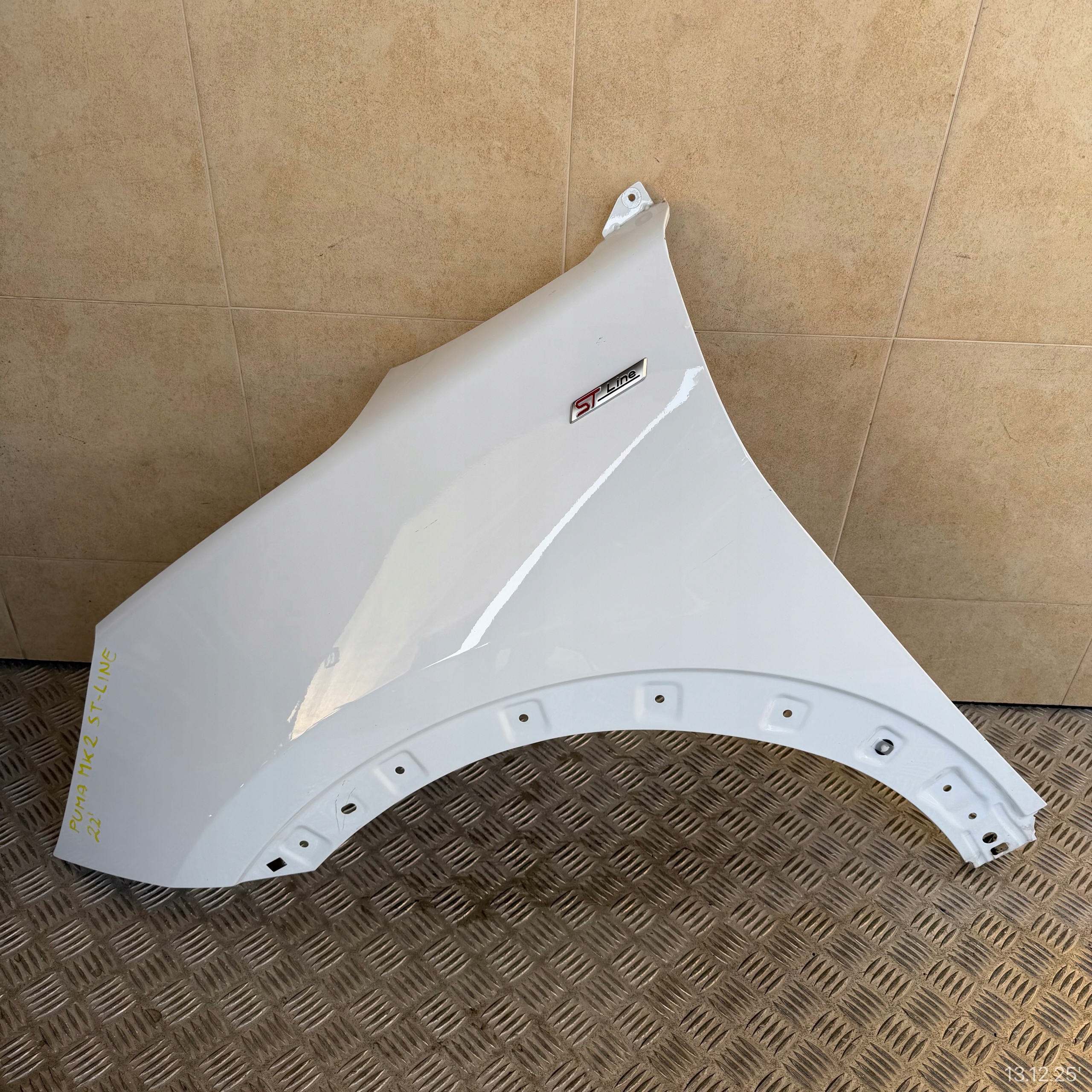 fender front left FORD PUMA II MK2 ST-LINE 2022 ROK