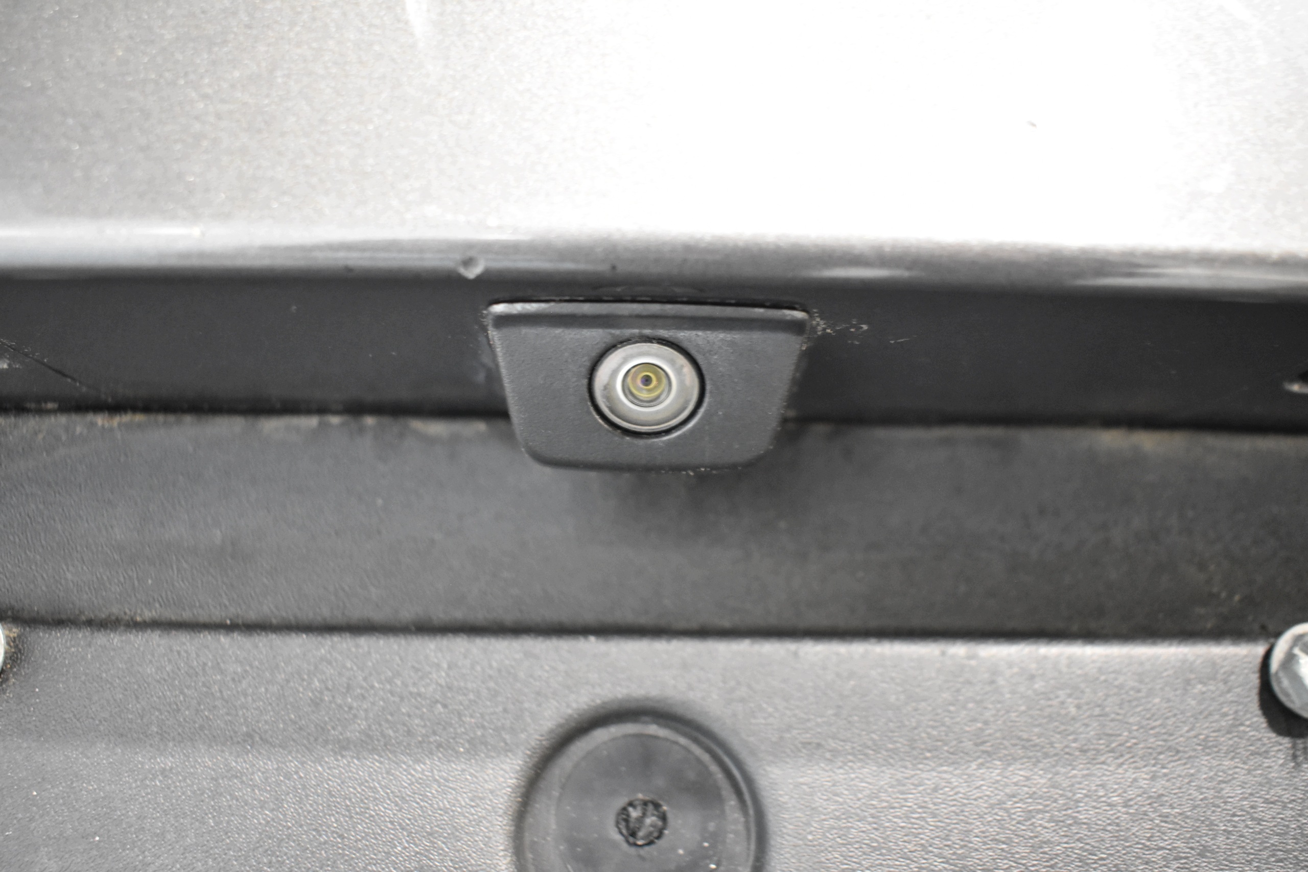 bumper rear part rear 4PDC KAMERA colour M7S PORSCHE MACAN