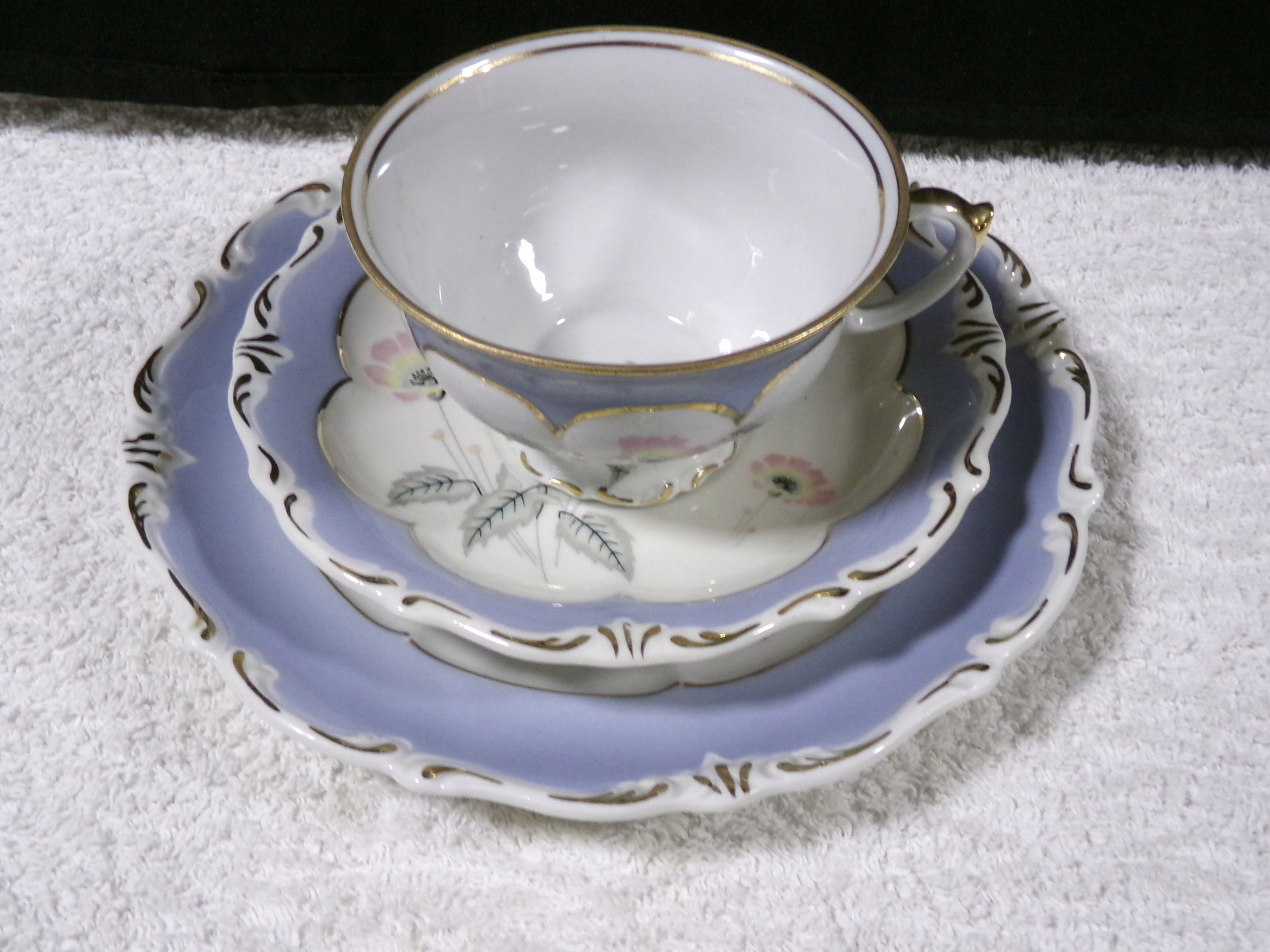 PIĘKNY ZESTAW ŚNIADANIOWY- AVM HANSA Z 60-TYCH LAT