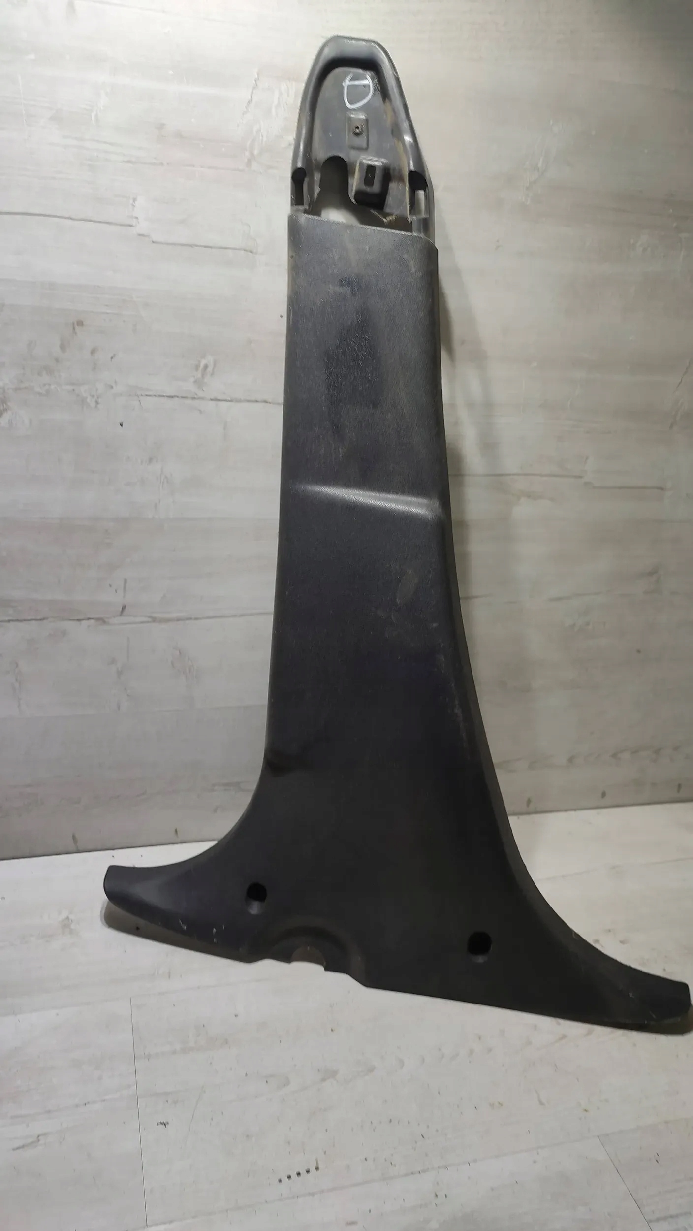 Dacia Sandero 2012 left side cover lower slupka