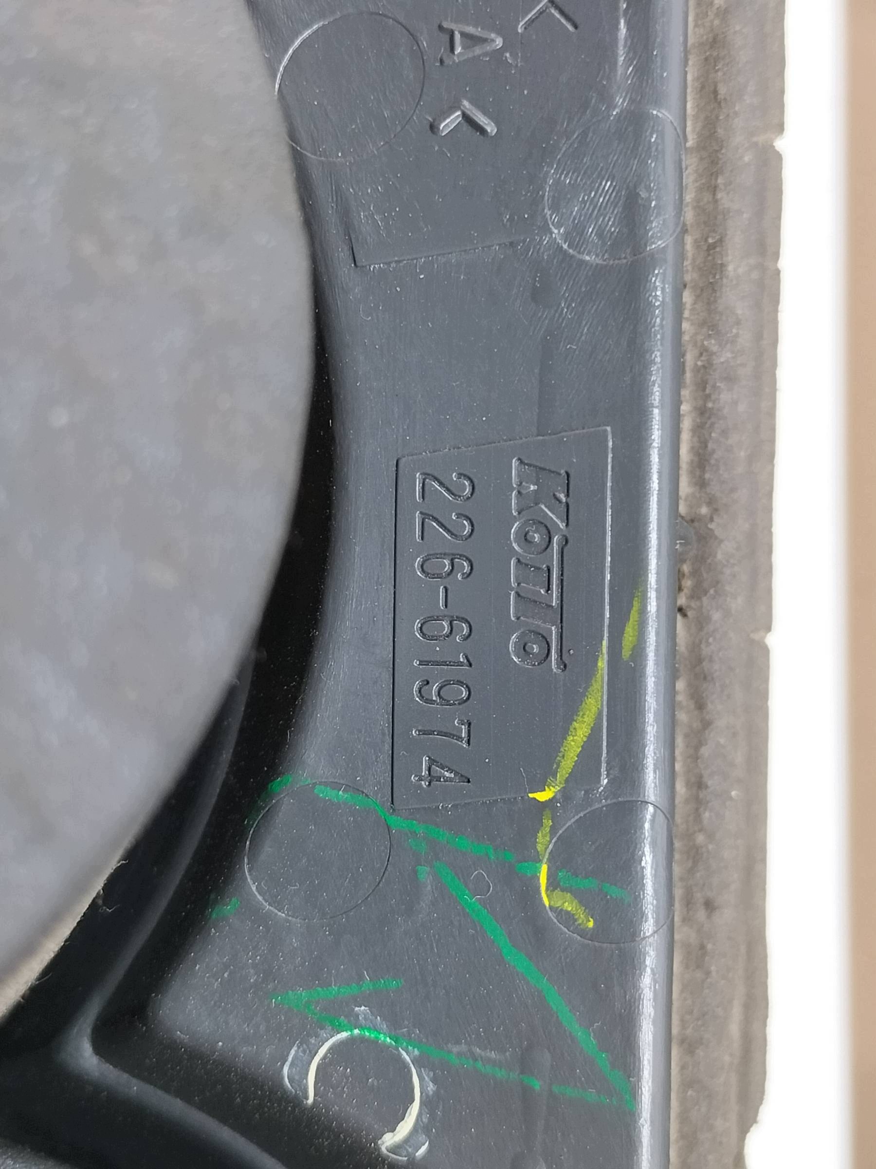 feu arrière KOMPLET du capot KOMBI Mazda 6 et (2002-2008)