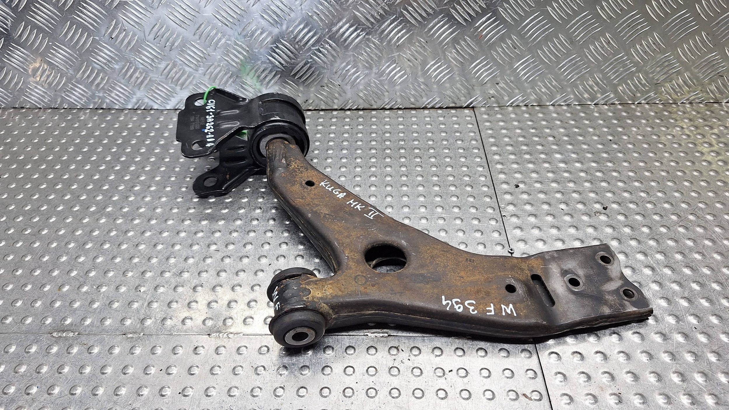 arm left front CV61-3A262-AAA FORD KUGA MK2