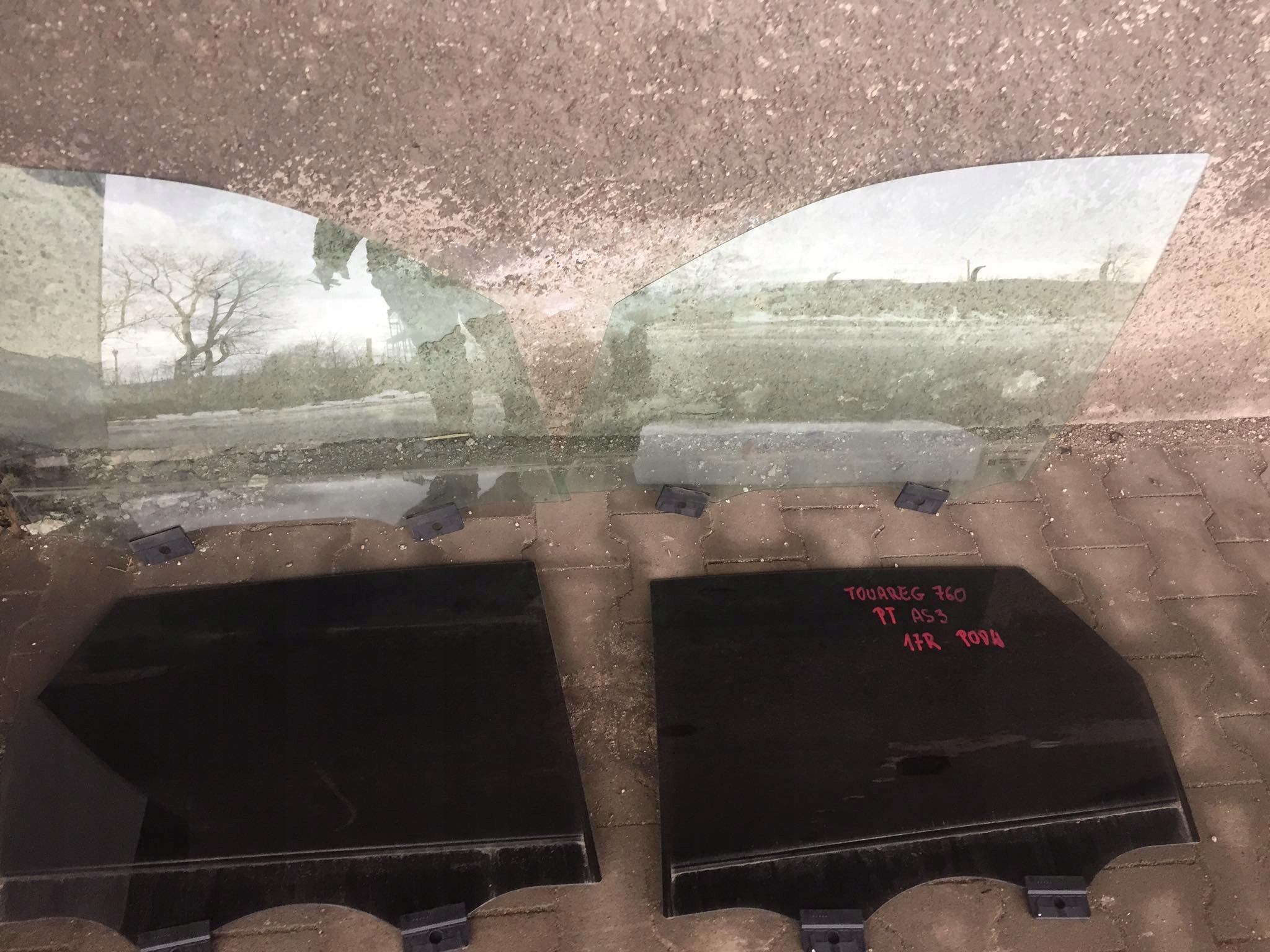 VW TOUAREG III 760 СКЛО ДВЕРІ ПОДВІЙНА ПЕРЕДНЯ ЗАДНЯ