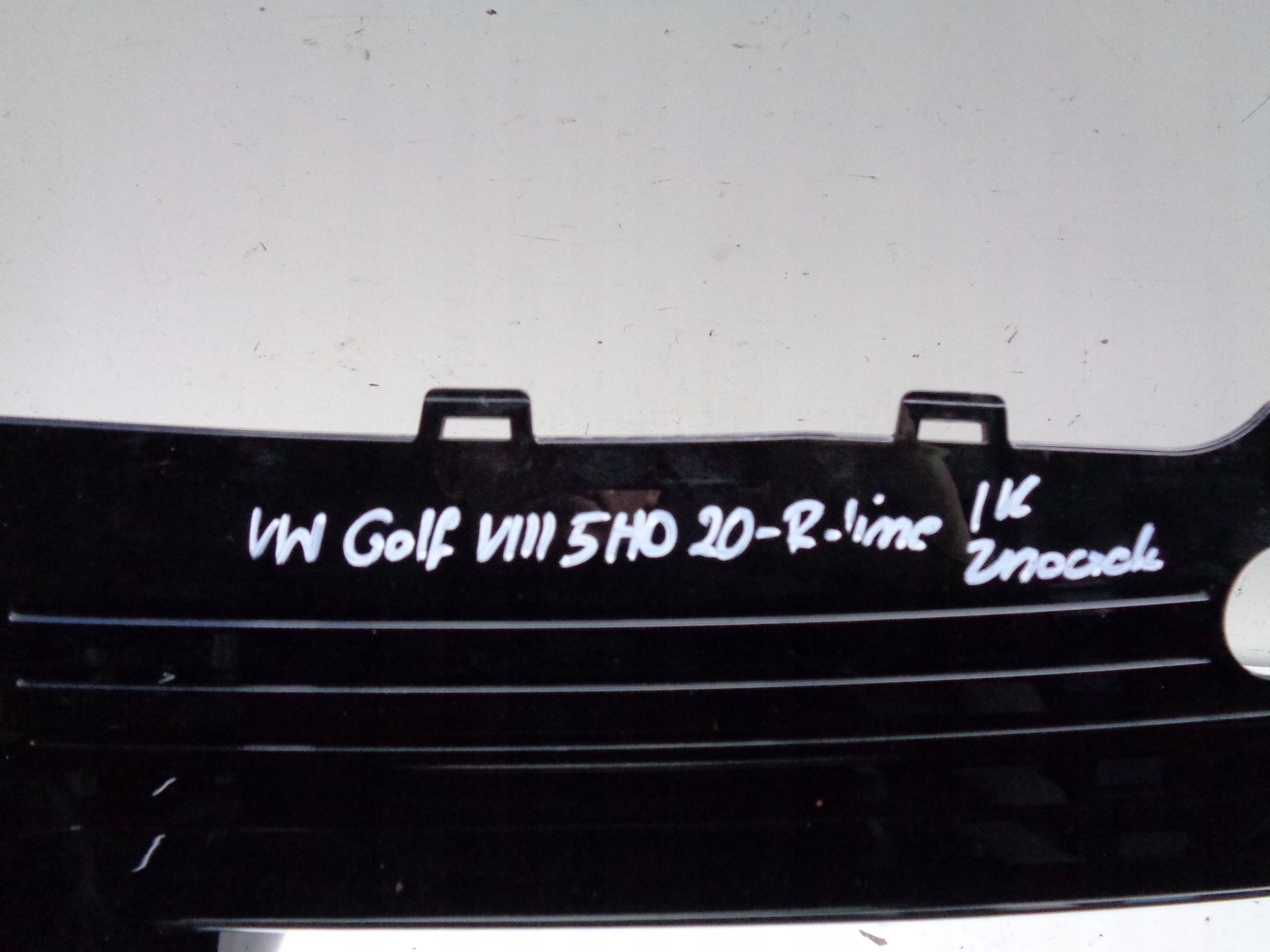 Grille VW GOLF VIII 8 5H 5H0 20- R-LINE