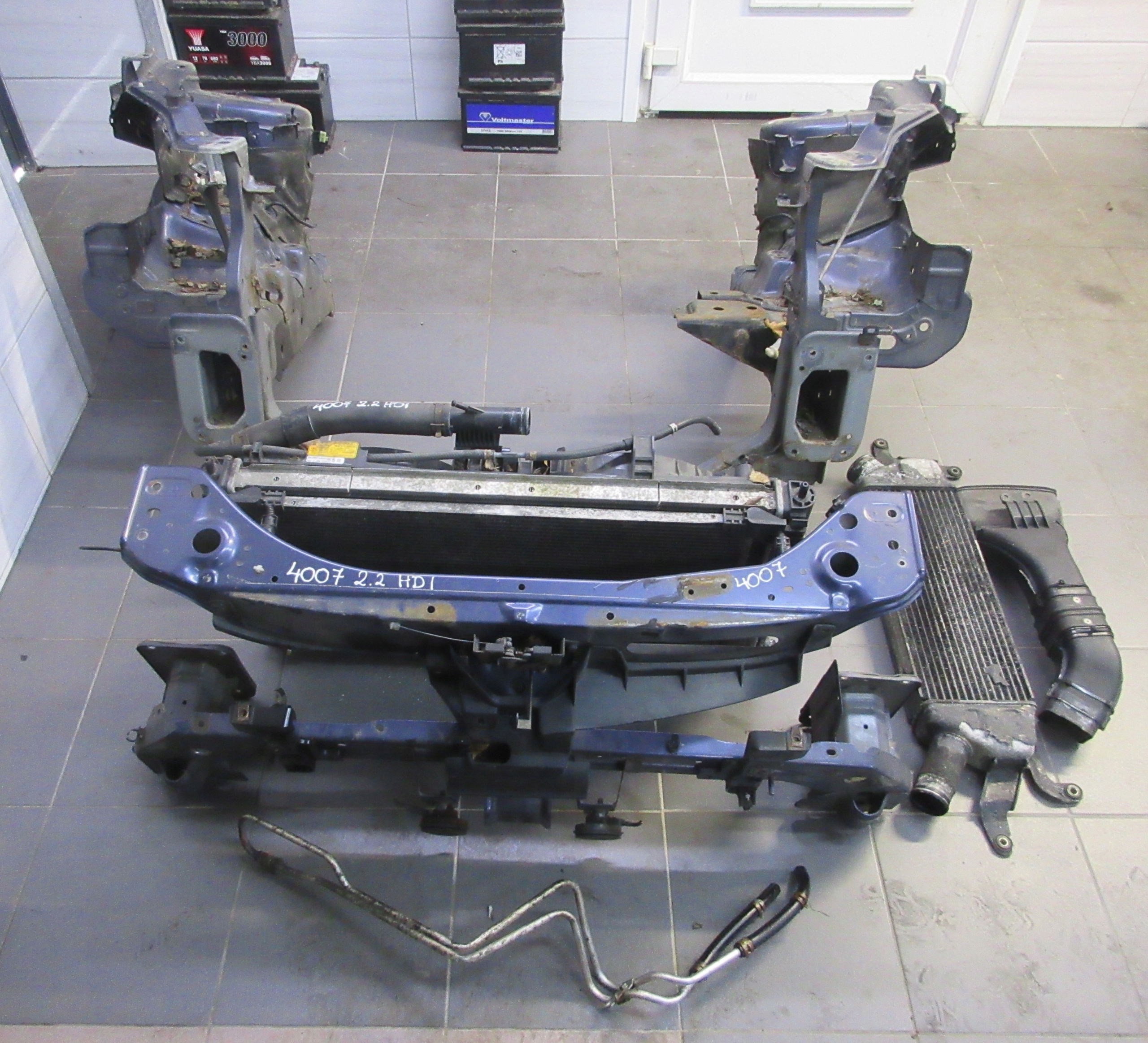 PAS PRZEDNI CHŁODNICE PODŁUŻNICE 4007 2.2 HDI T65