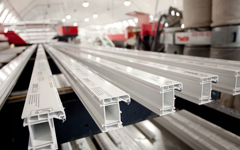 Okno PCV 750mm x 800mm kolor biały Uchylne Kod producenta Classic Line (Ideal 4000)