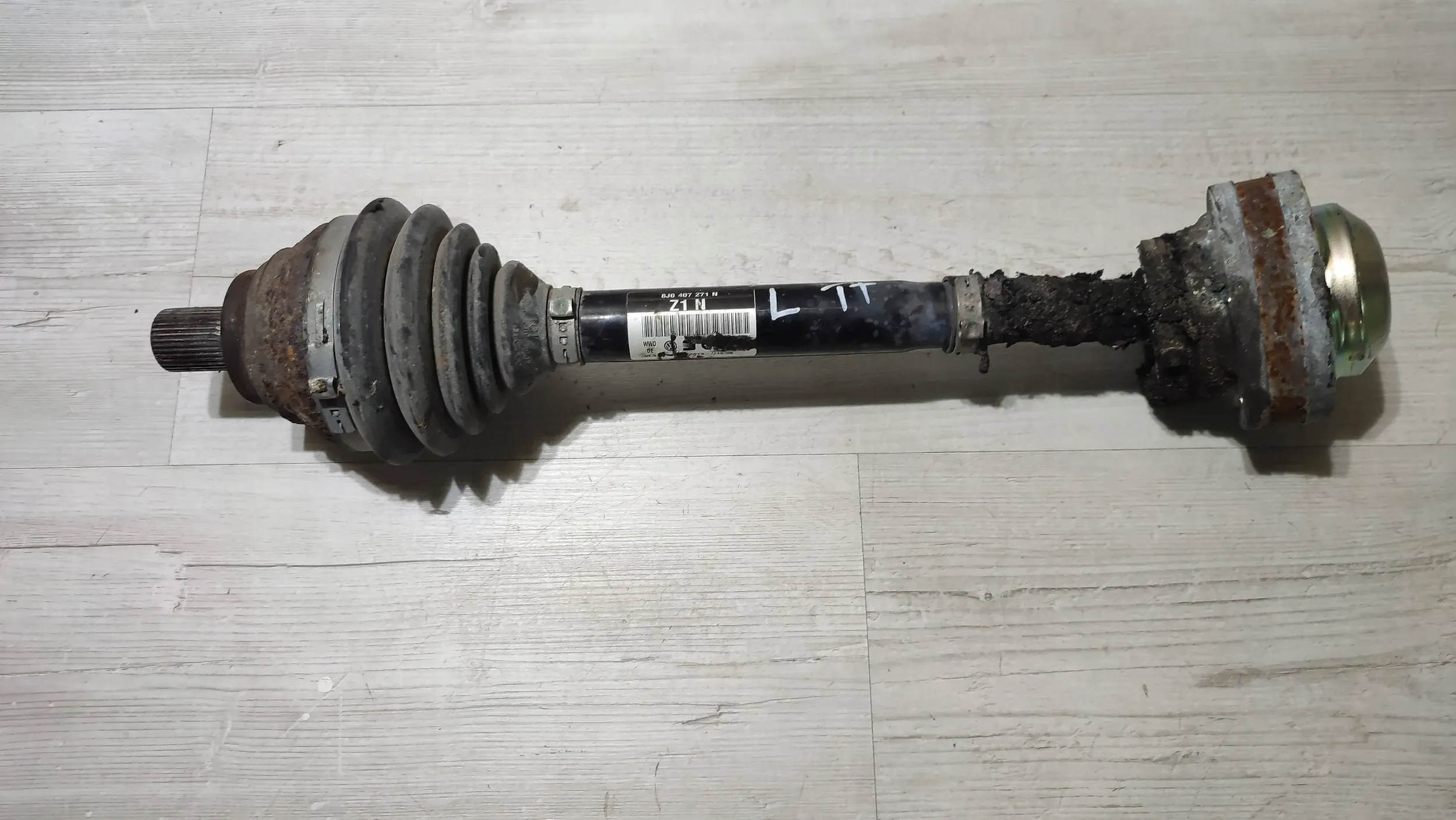 Audi TT 8J 13r 2.0tdi left side semi-axis