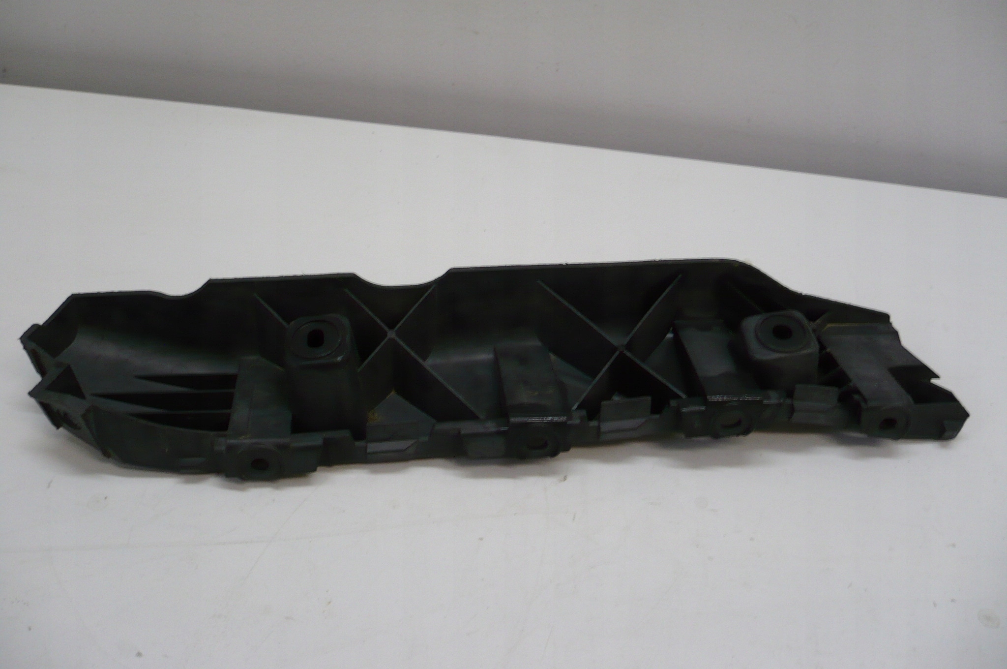 SEAT ALTEA XL 2006- holder bumper bracket right rear part