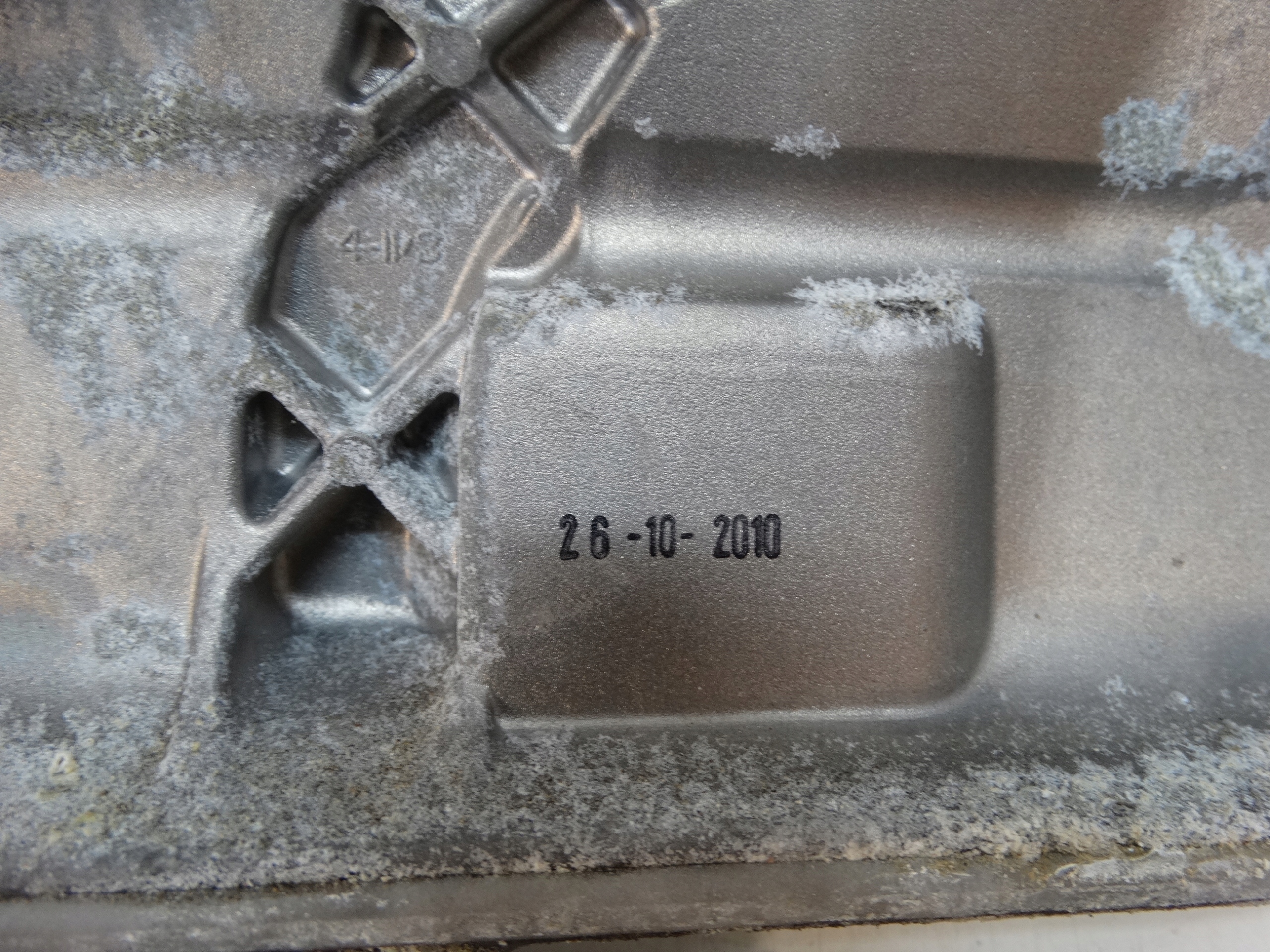 Abdeckung der Ventile des Kopfes MERCEDES W169 A6400100967