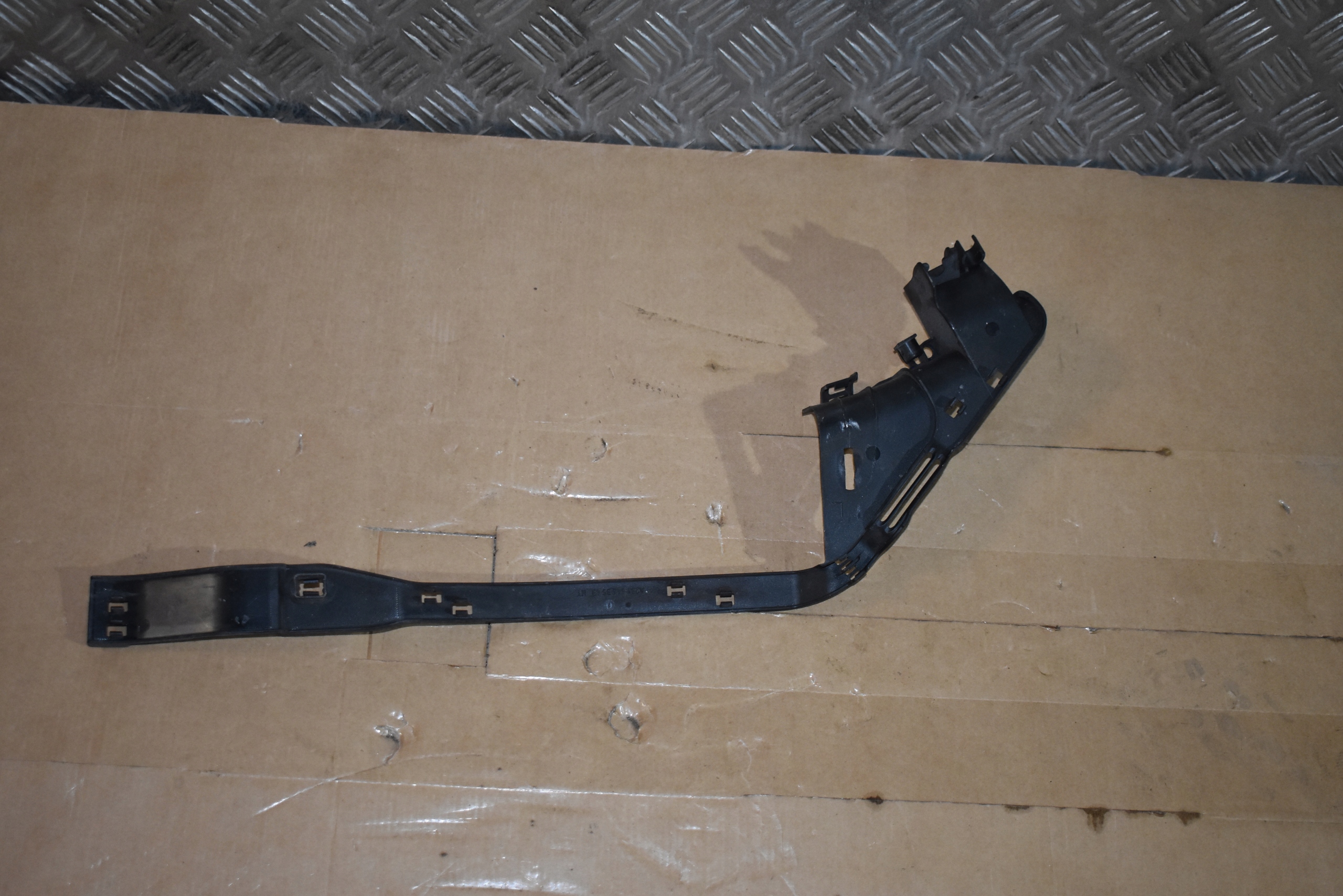 IDEALNA cover left MERCEDES SL R231 1