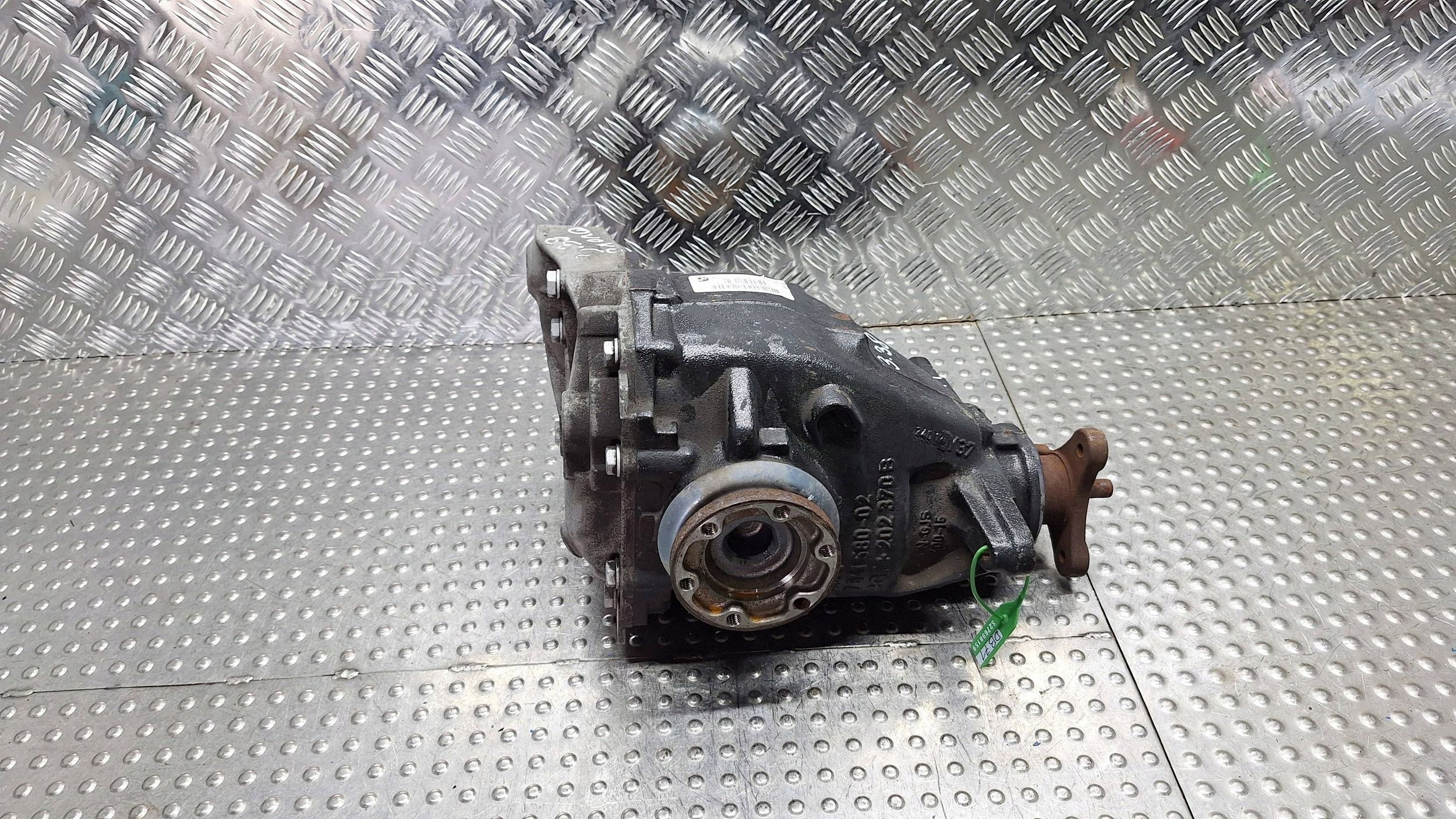 differential diff rear part 3.38 7637447 BMW X1 E84