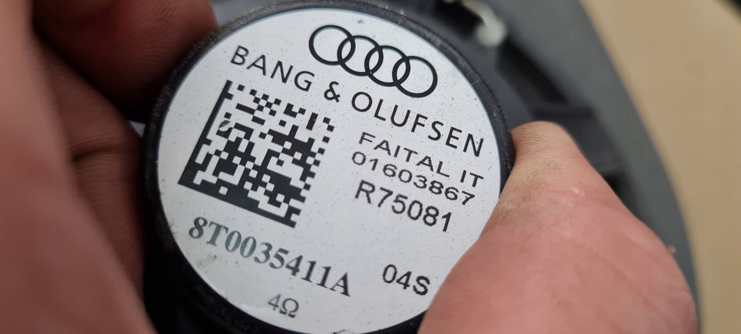 A5 8T speaker right left rear part 8T0035411A BANGOLUFSEN