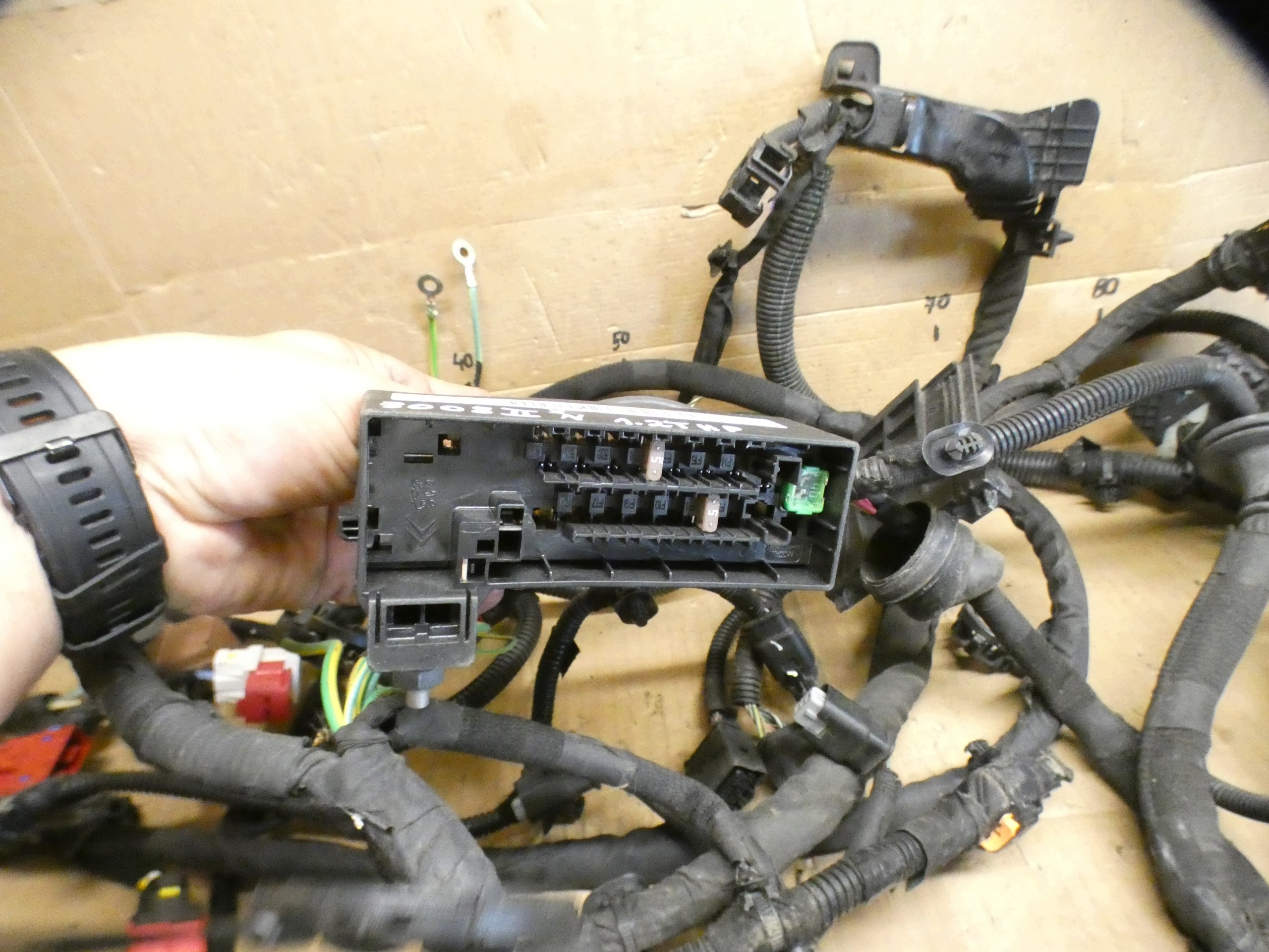 bundle of the engine Peugeot 3008 II