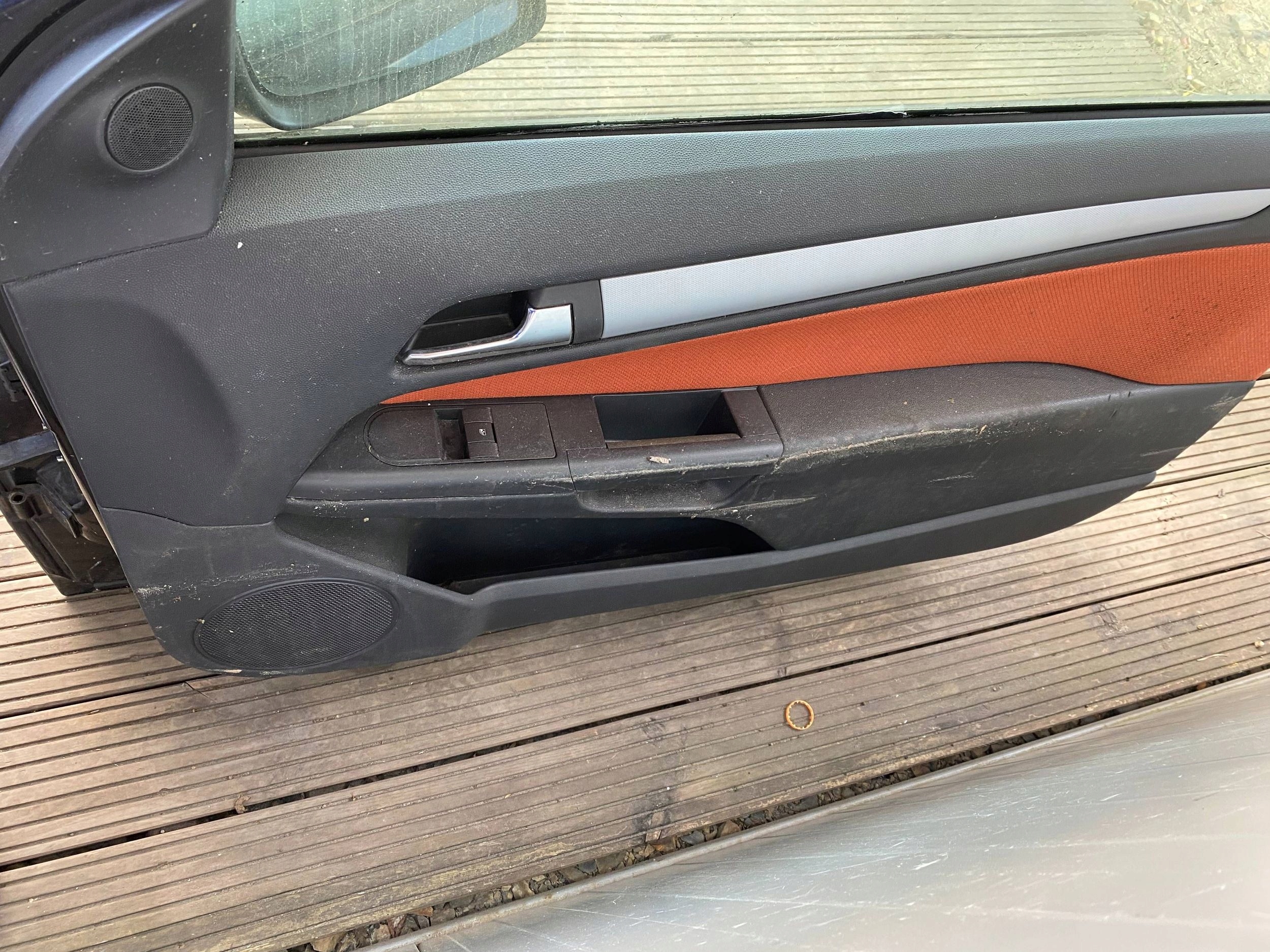 OPEL ASTRA H GTC complete door right front front black