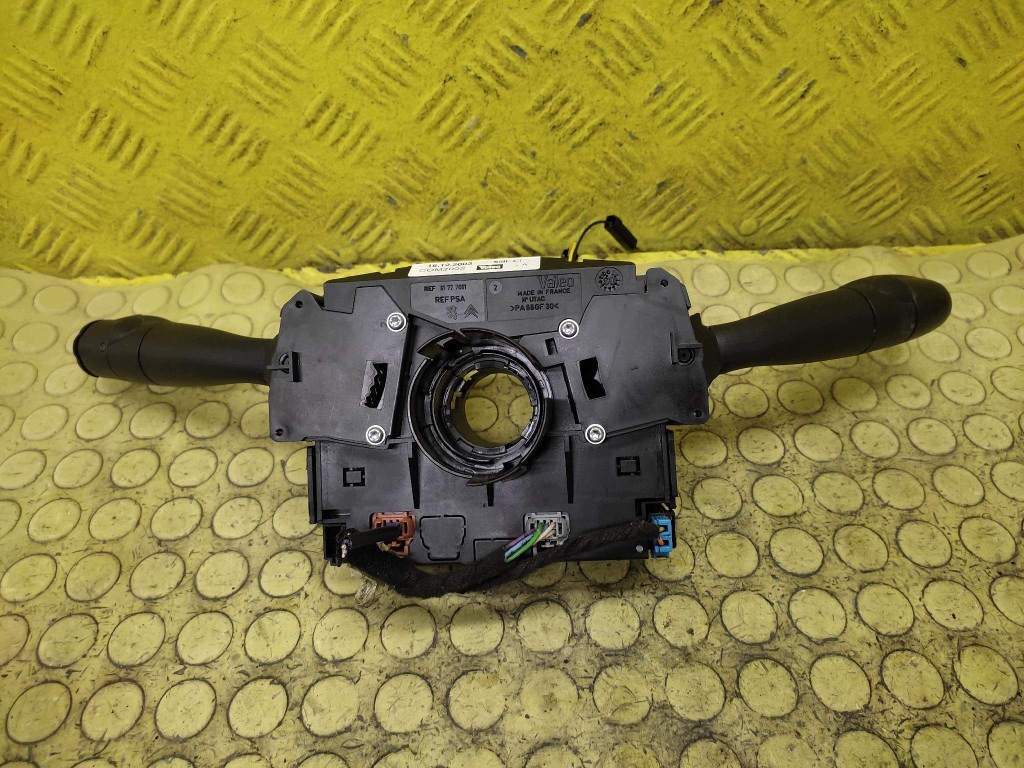 CITROEN C3 steering wheel levers and controls 96488210XT
