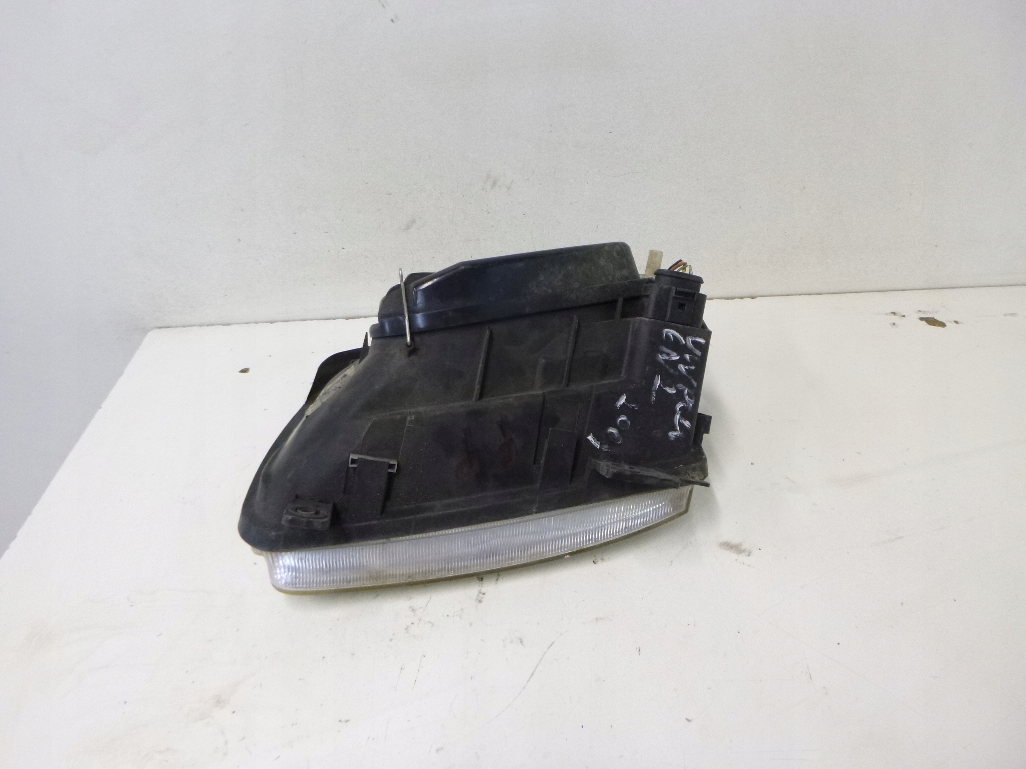 light front VW Polo 6N 2001