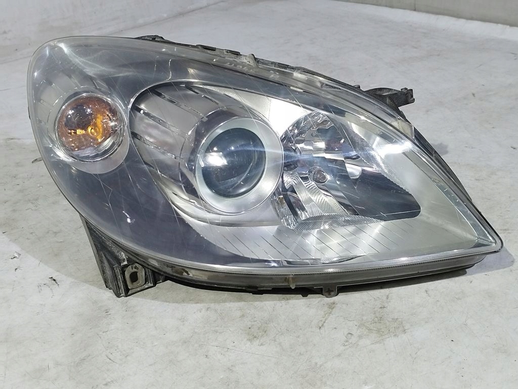 Mercedes B klasa W245 lift light right front front