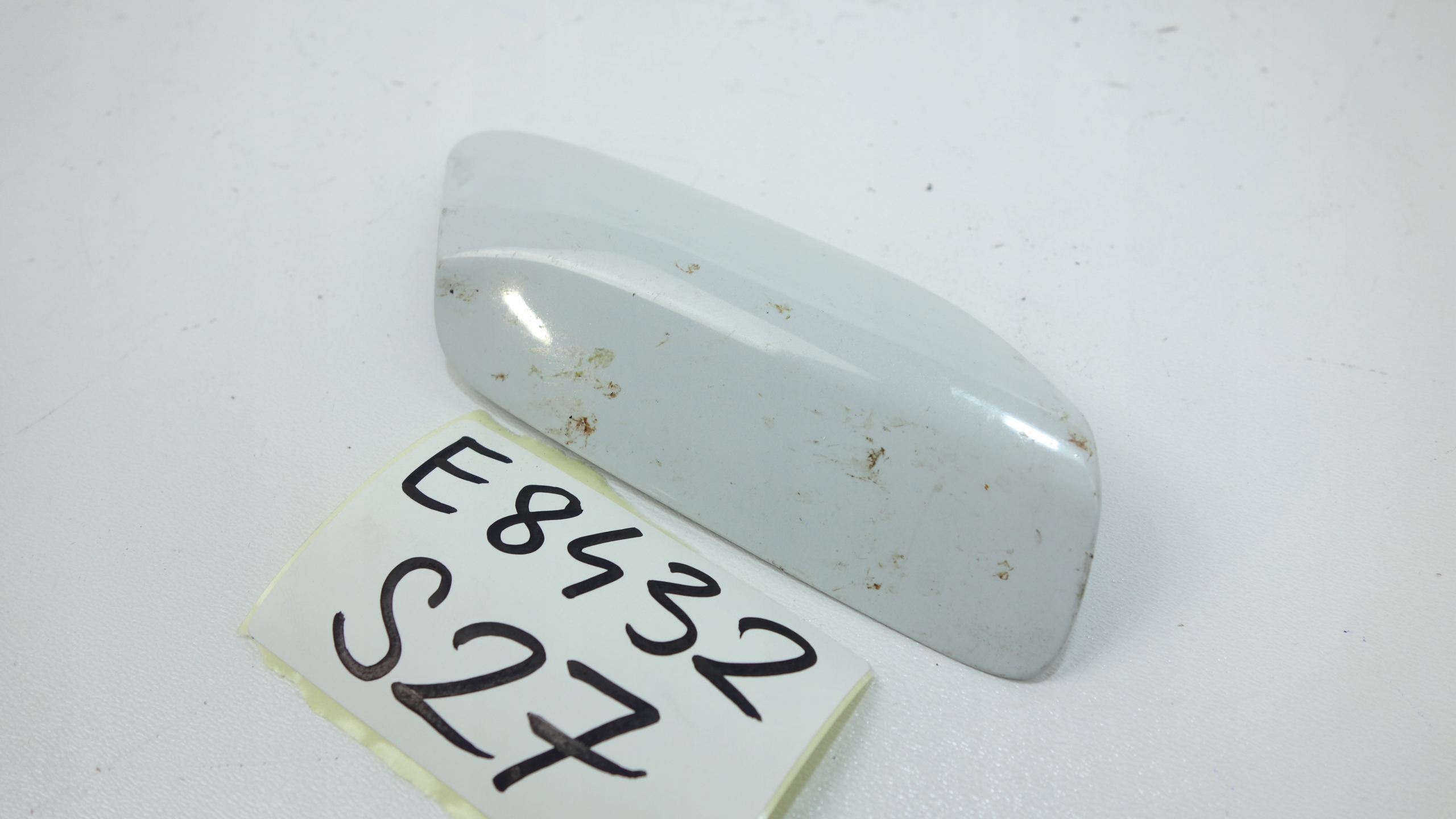 AUDI RS7 C8 2013- spoiler moulding of the washer right front 4K8955276B