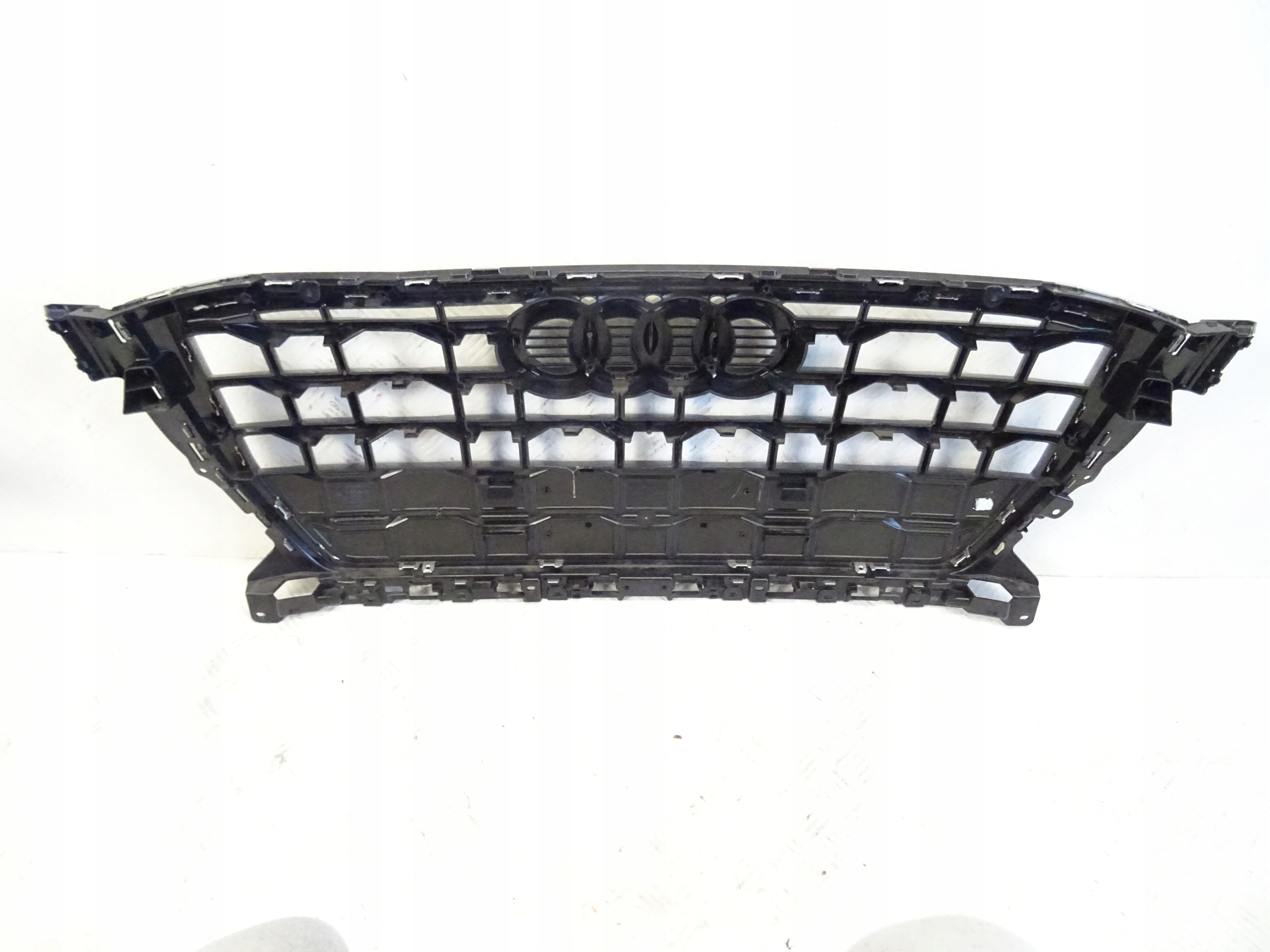 grill grille front front AUDI Q2 S-LINE LIFT 81A 81A853651H