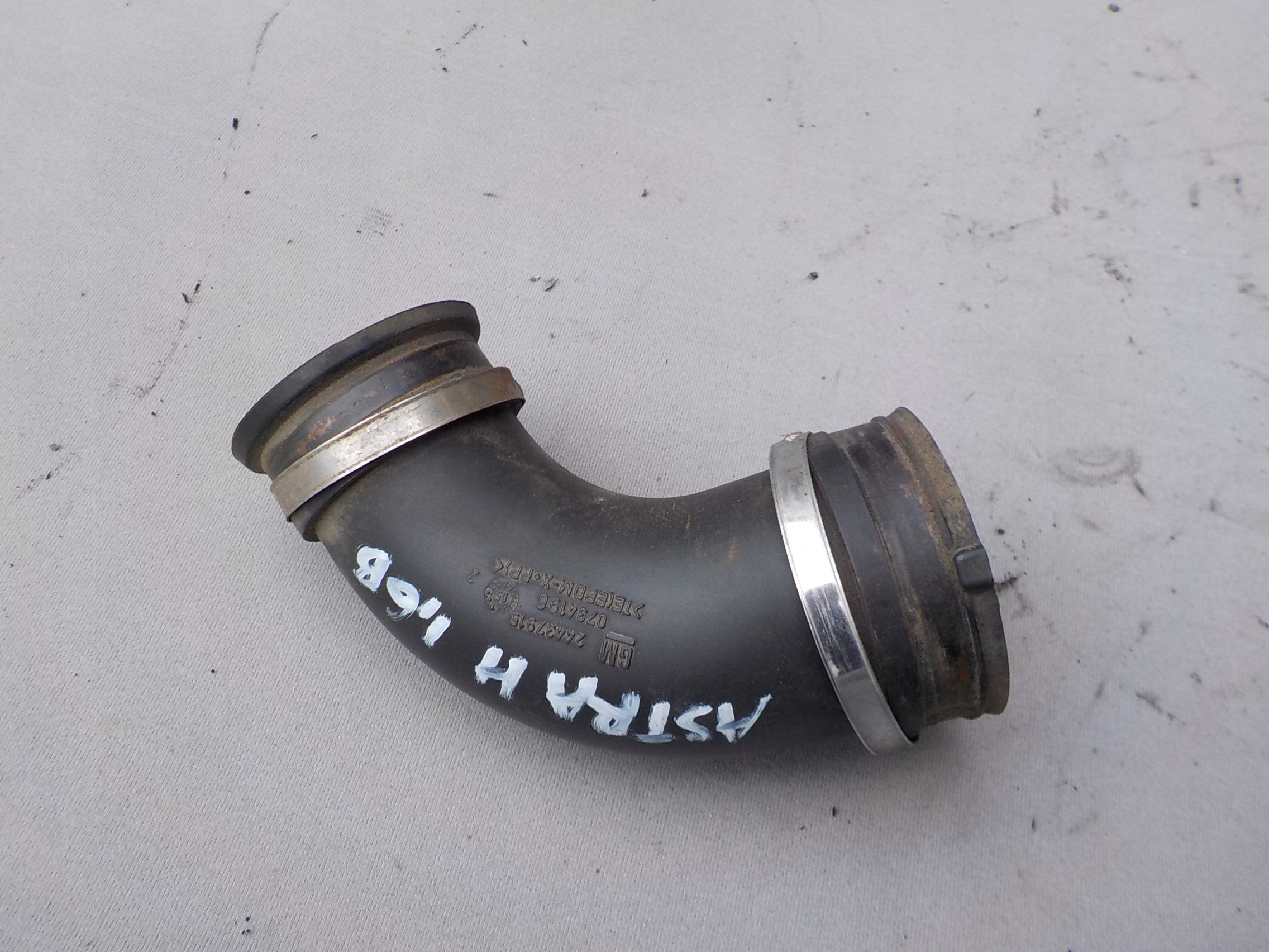 Schlauch luft opel astra H 1,6 16v 24437915