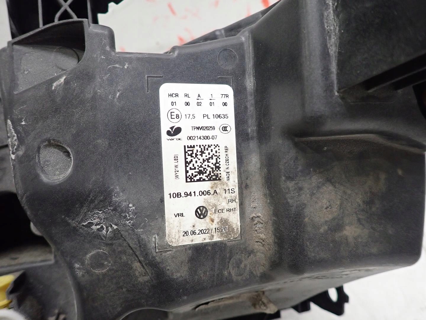 light front right VW ID3 2020- FULL LED 10B941006A