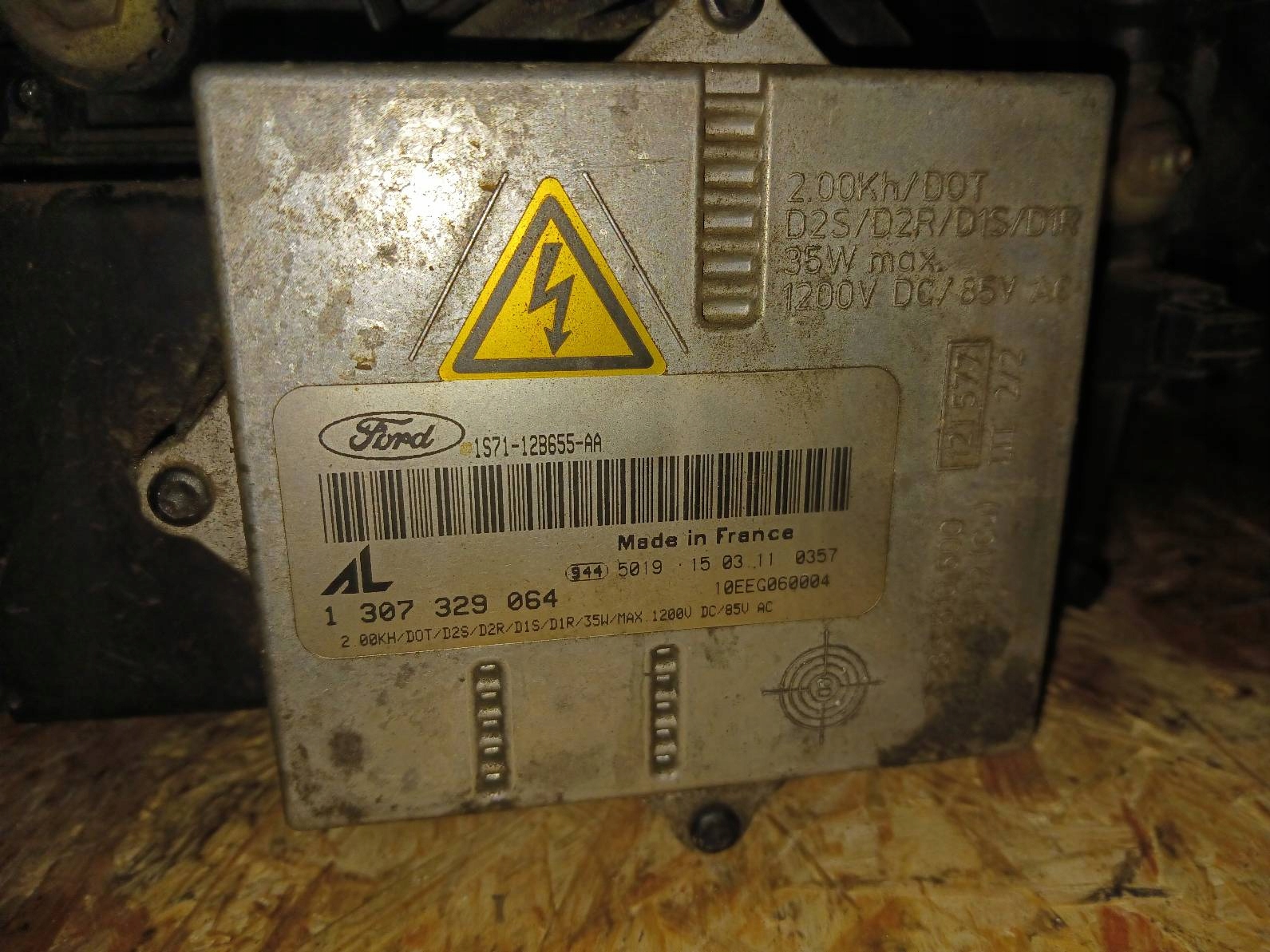 Ксеноновый Инвертор Ford 1307329064
