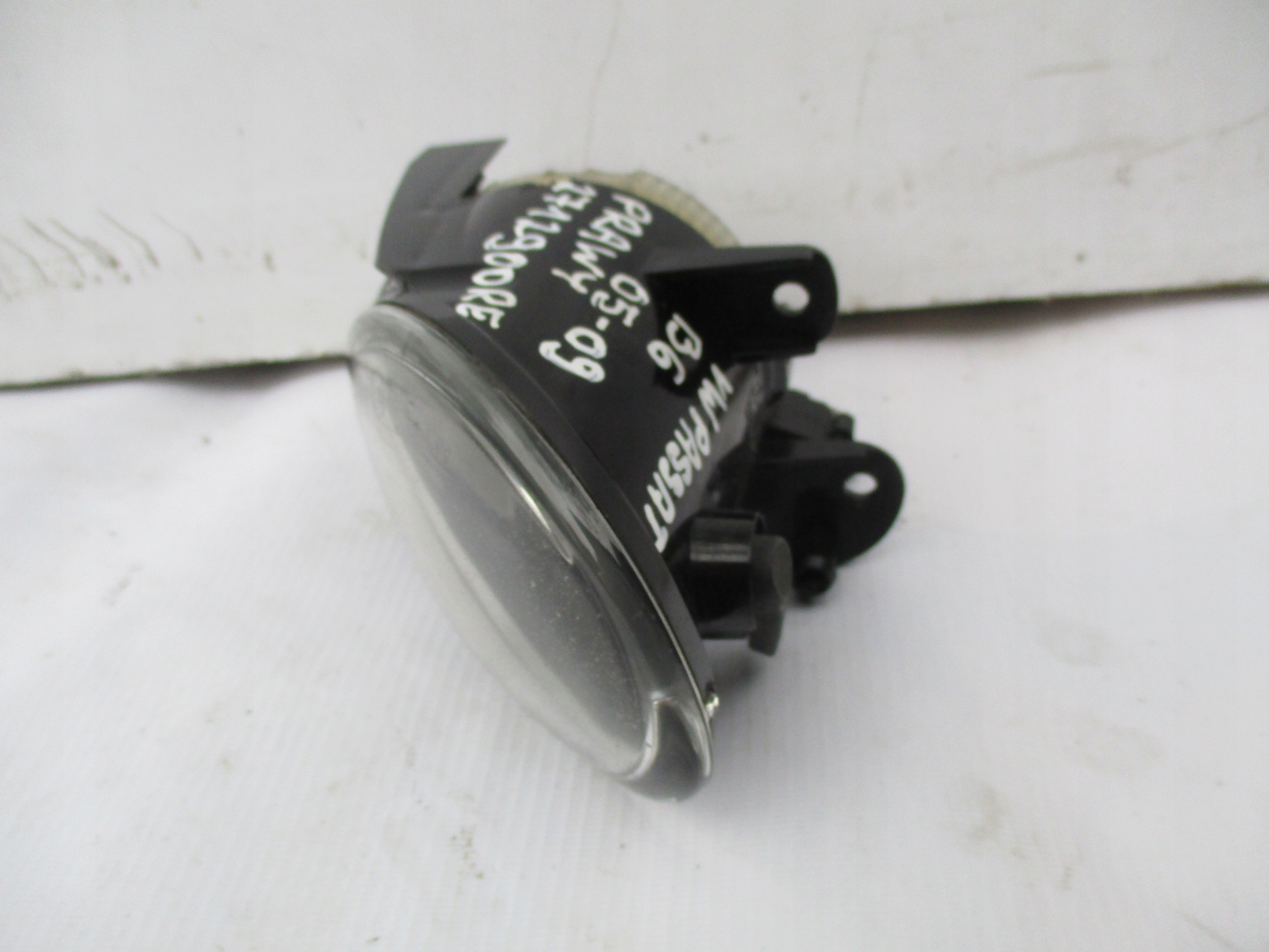 Nebelscheinwerfer rechts VW Pasat B6 05-09r 2712900RE
