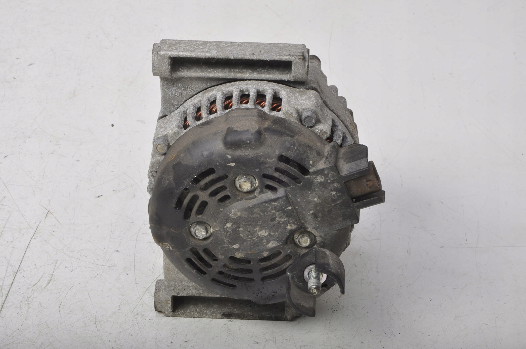 INSIGNIA II B 1.6 CDTi ALTERNATOR 13587304 2018R Jakość części (zgodnie z GVO) O - oryginał z logo producenta pojazdu (OE)