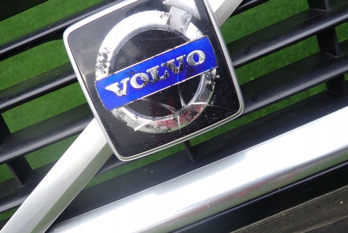 VOLVO C30 R-design 10- front bumper front