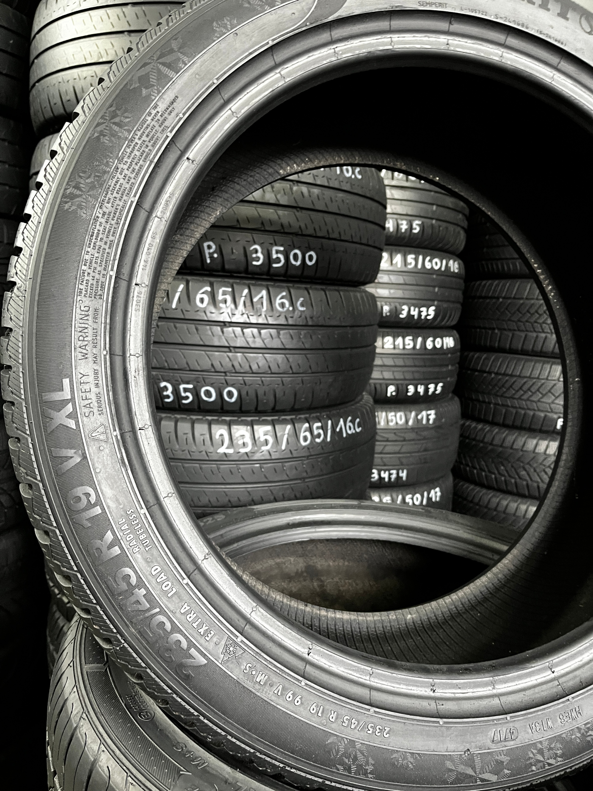 OPONY 235/45/19 SEMPERIT SPEED GRIP 3 2017 rok 7mm 99V Rok produkcji 2017