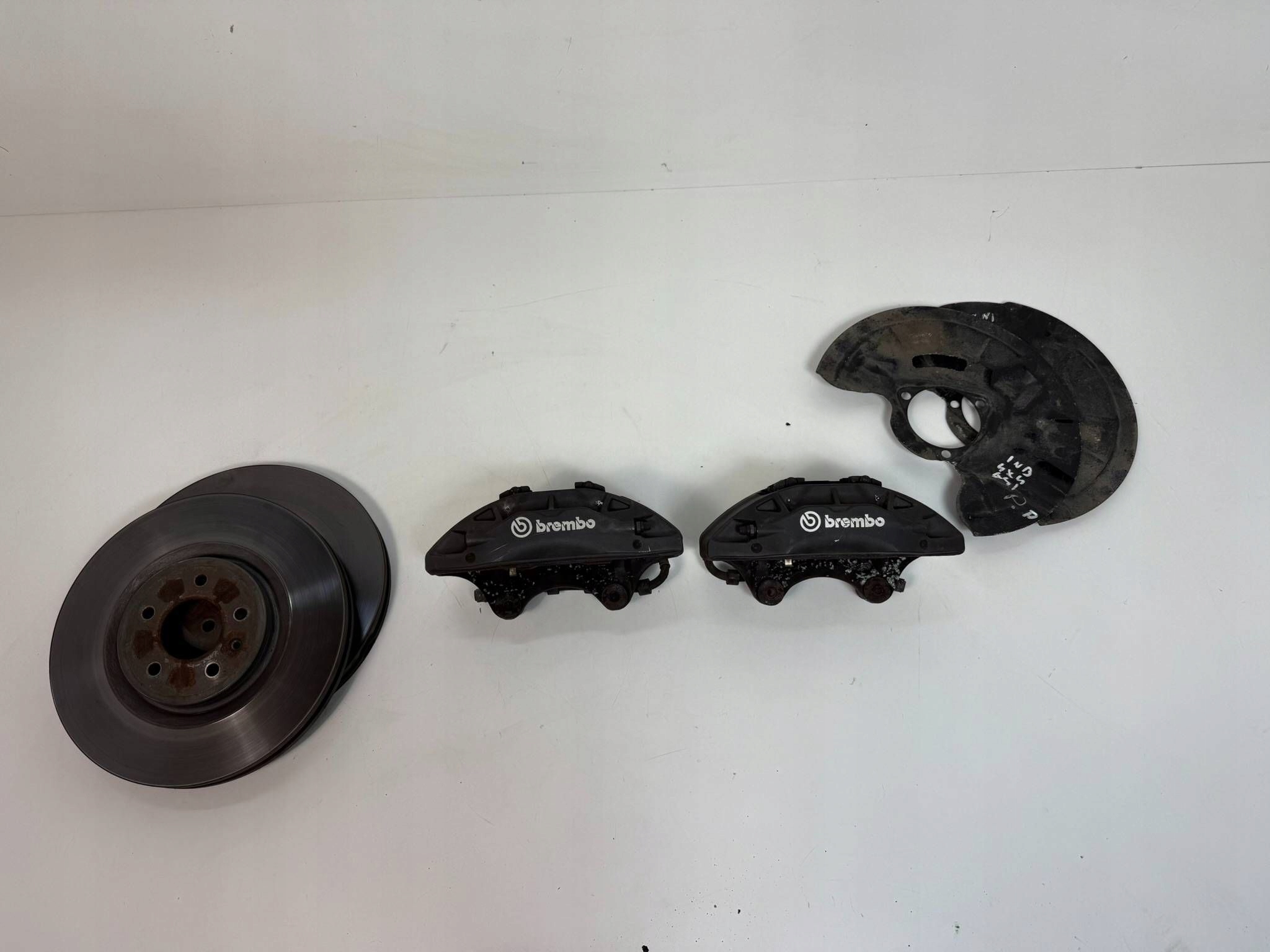 Opel Insignia B BREMBO Komplet calipers Hamulce caliper
