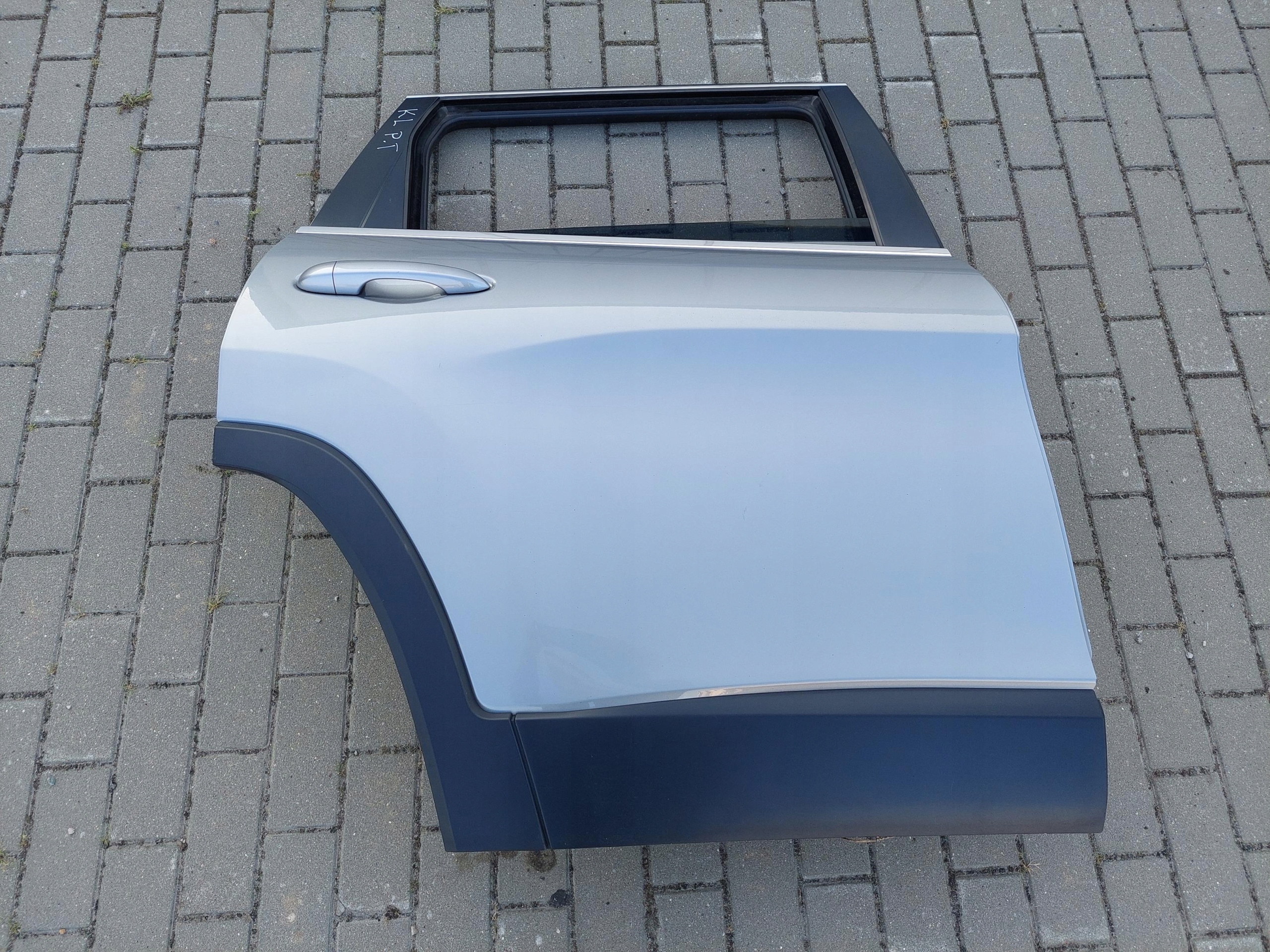 door rear part right rear. right complete JEEP CHEROKEE KL