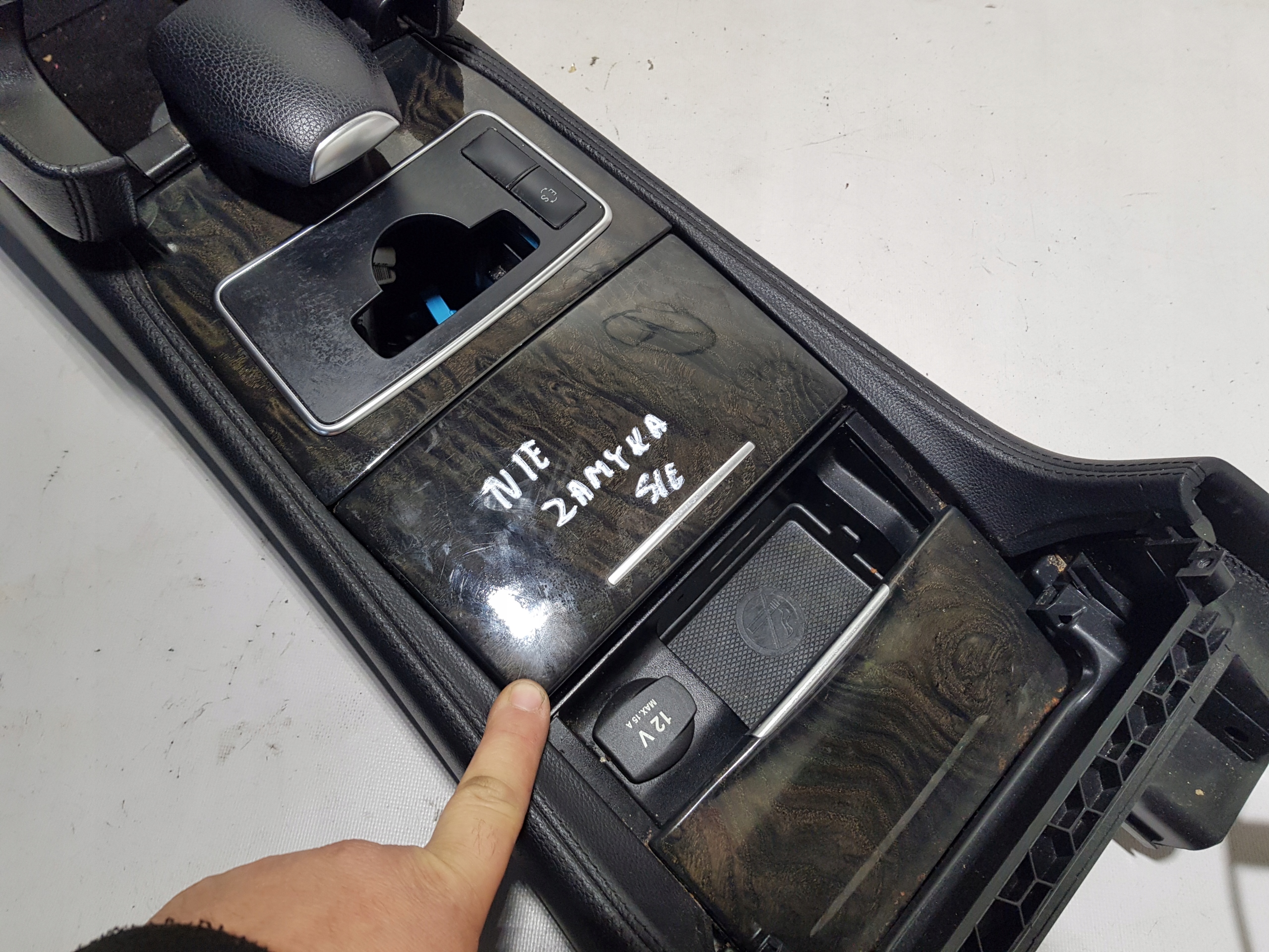 TUNEL central armrest MERCEDES W212 LIFT