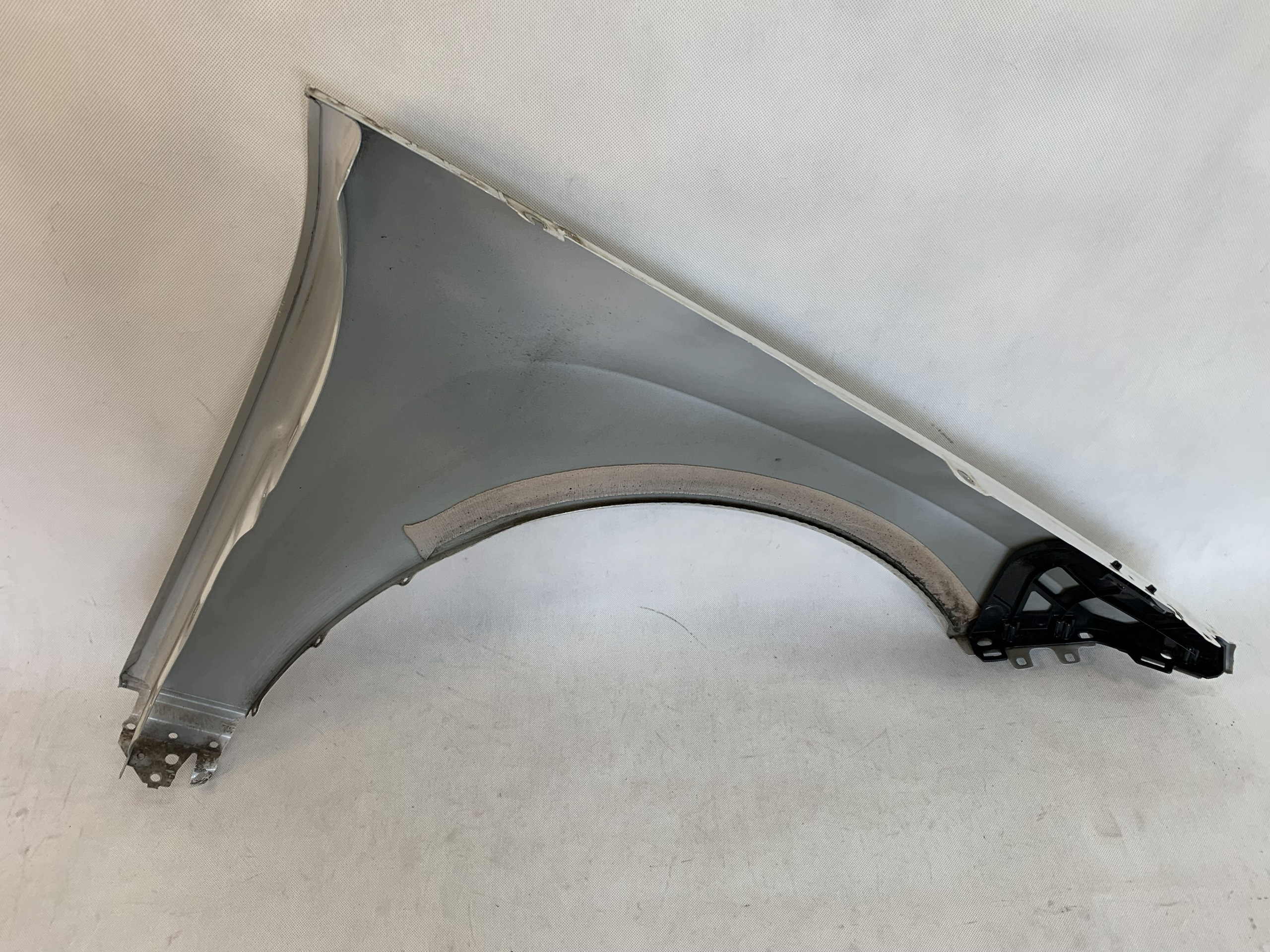parafango sinistra BMW IX20 I20 21r 949172315 08.26