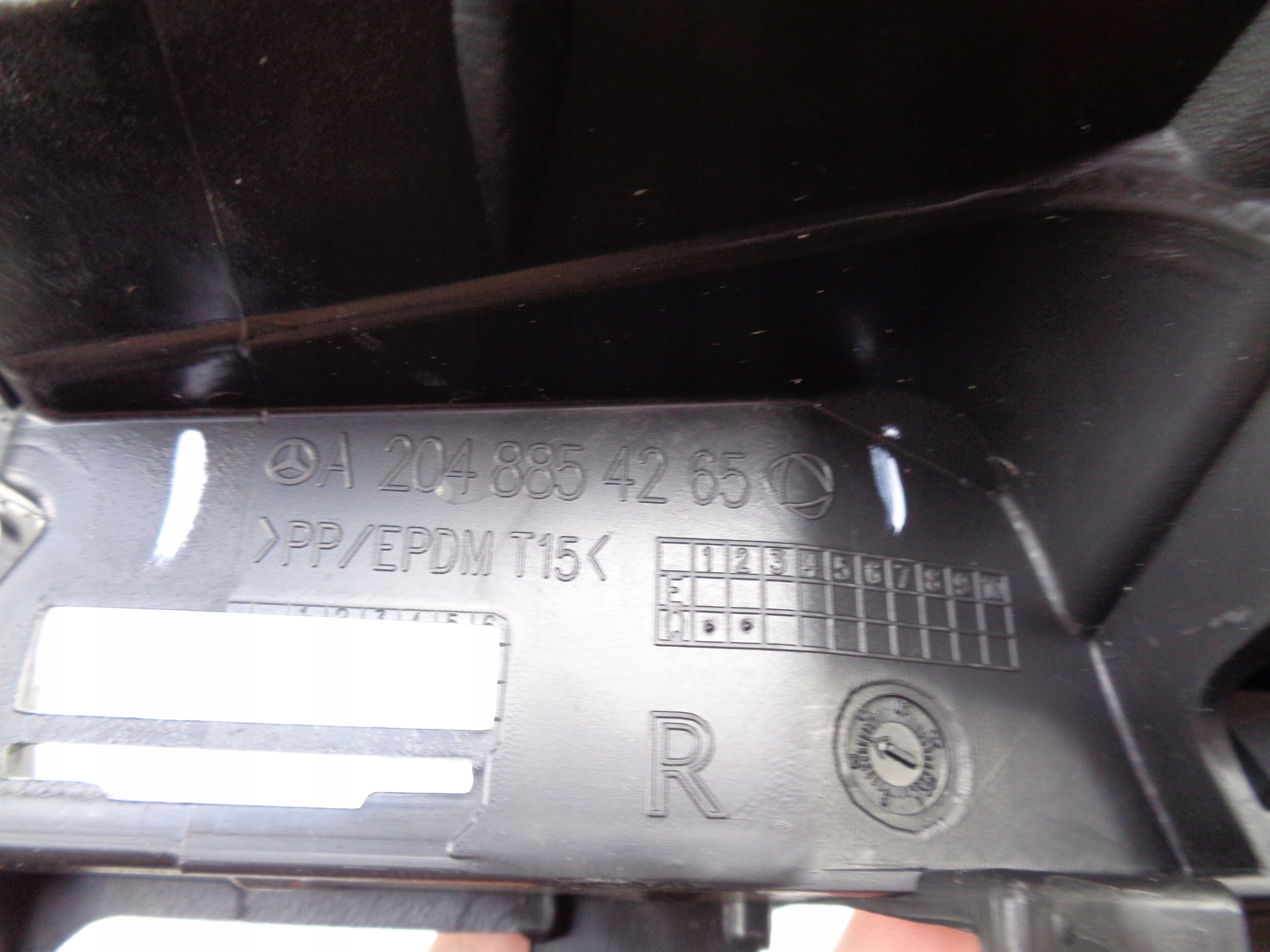 bumper bracket right front MERCEDES C-KLASA W204 10- LIFT