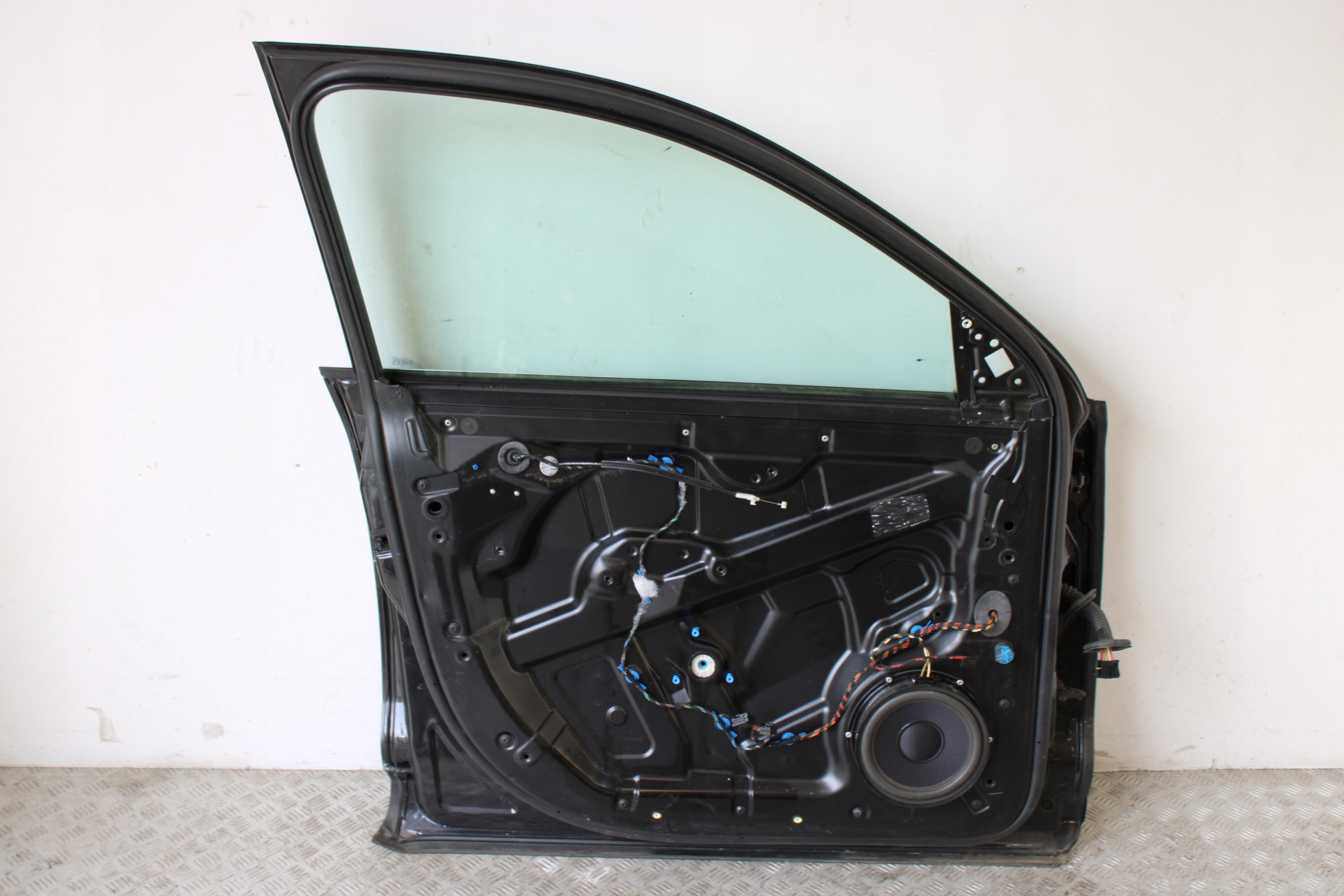 door left front front PORSCHE CAYENNE 7L5