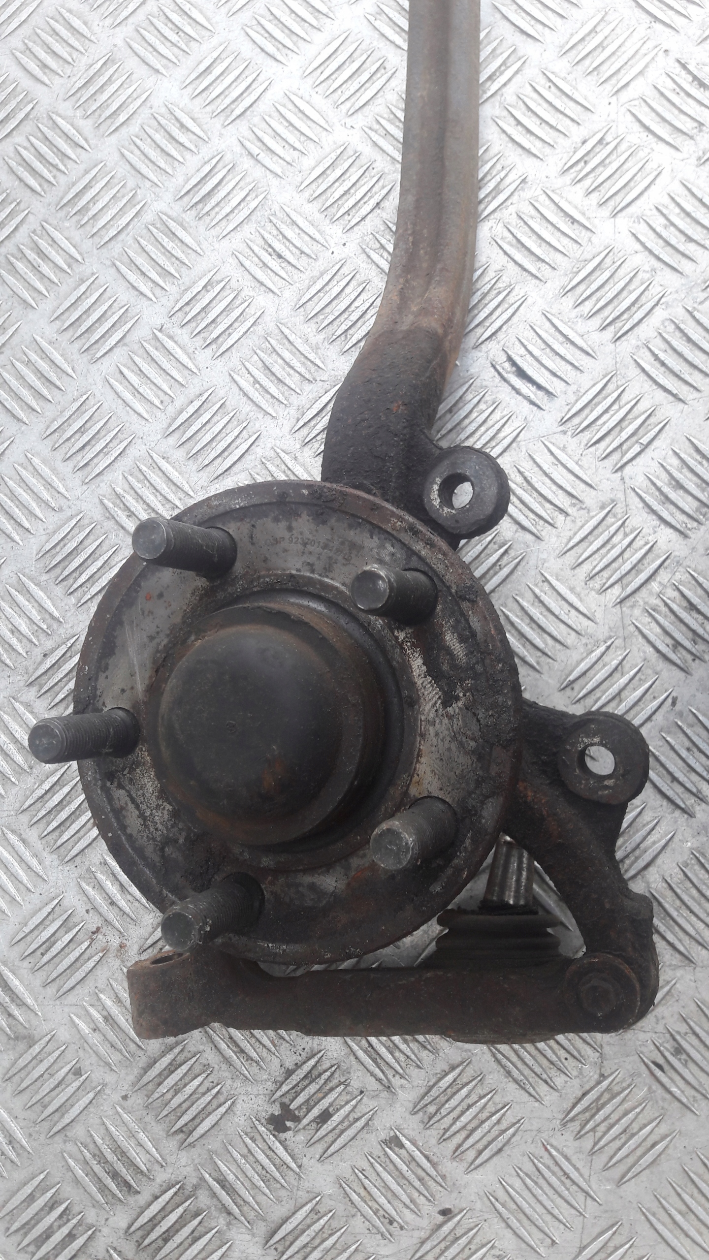 CHRYSLER 300C čepu otoč levý předek 04782705AB 3.0 CRDI