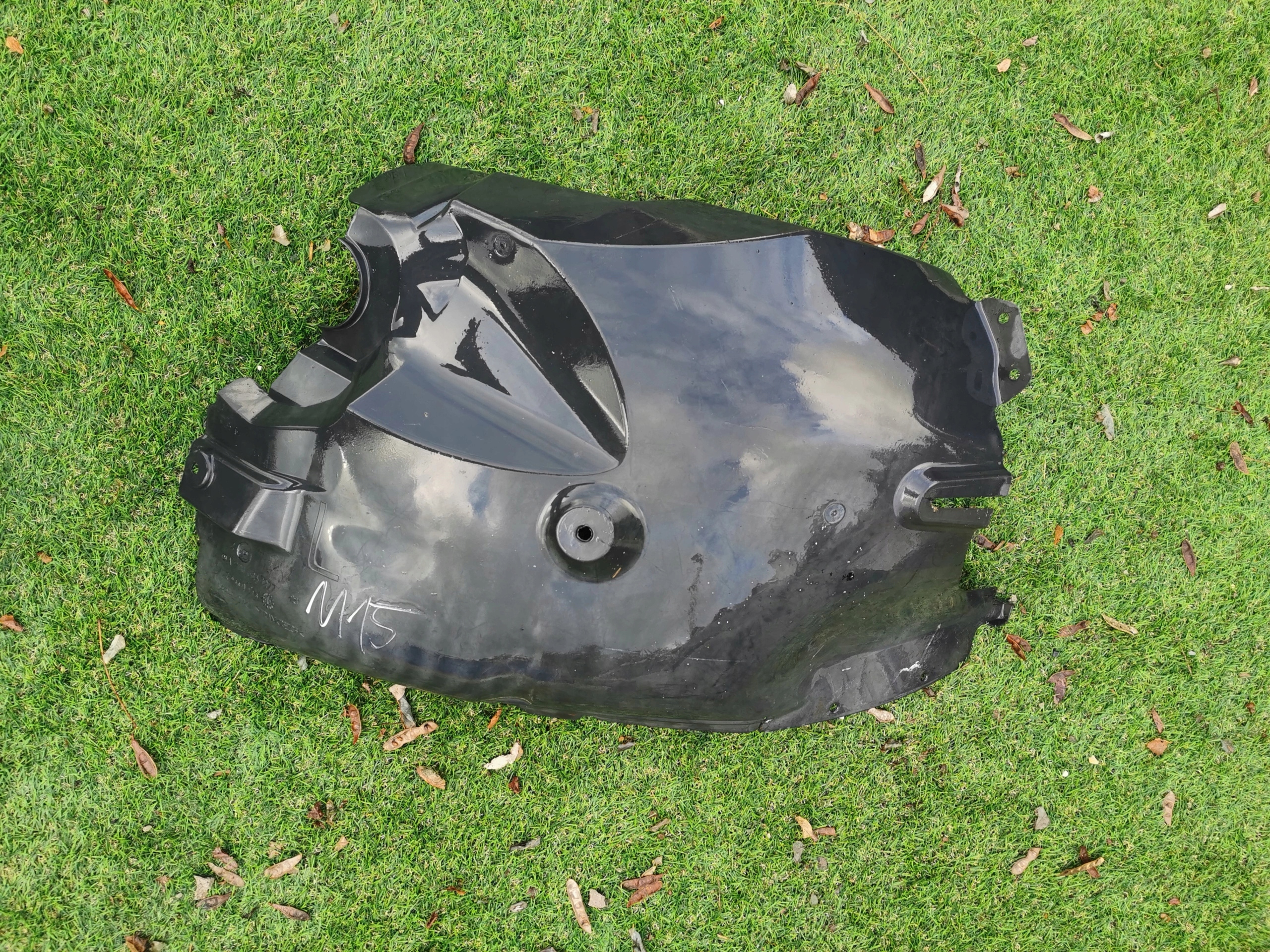 MERCEDES SPRINTER W906 VW CRAFTER mudguard left front A9066841277