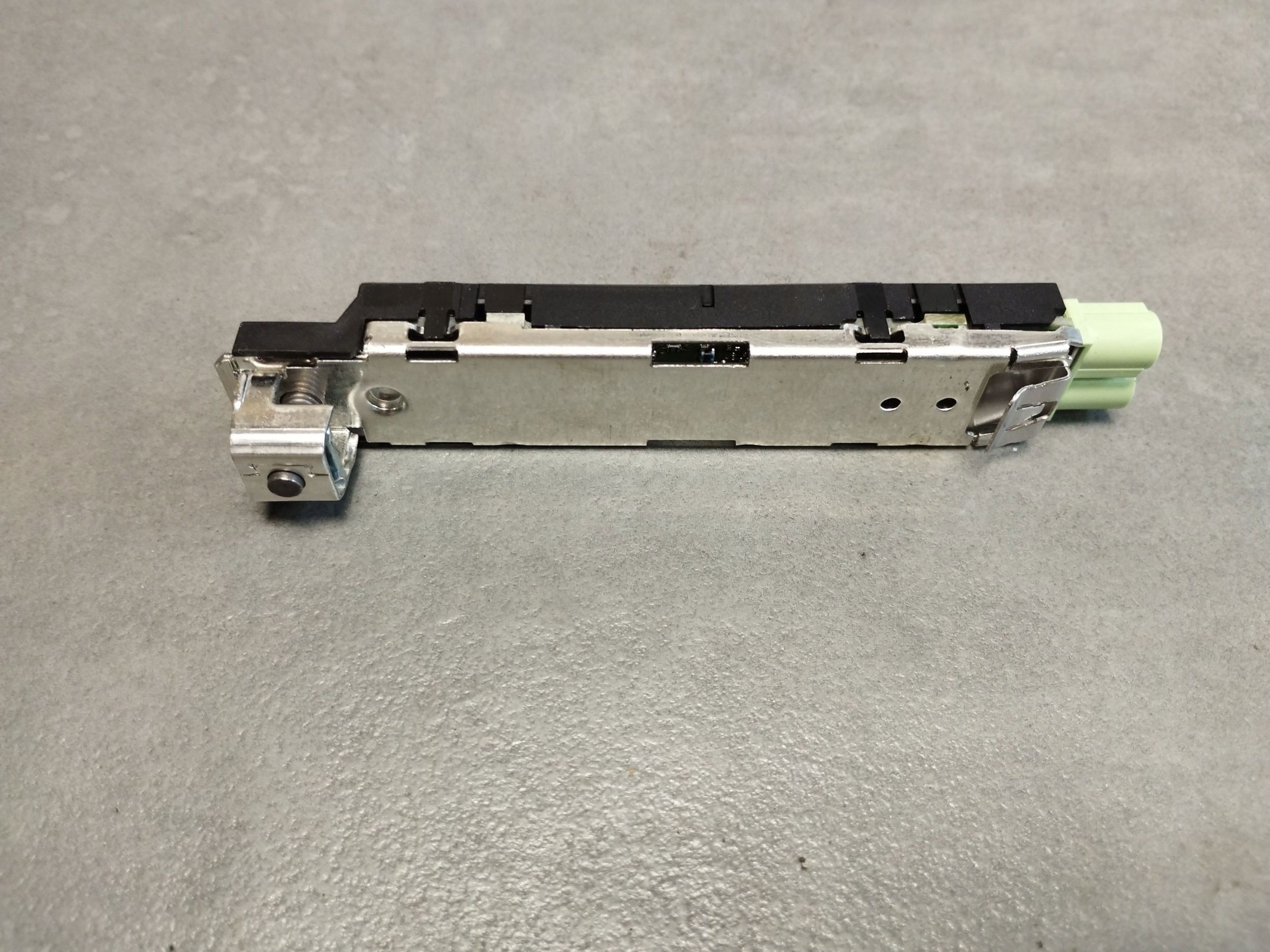 Audi A5 B10 Amplificateur antenne 8B9035225C
