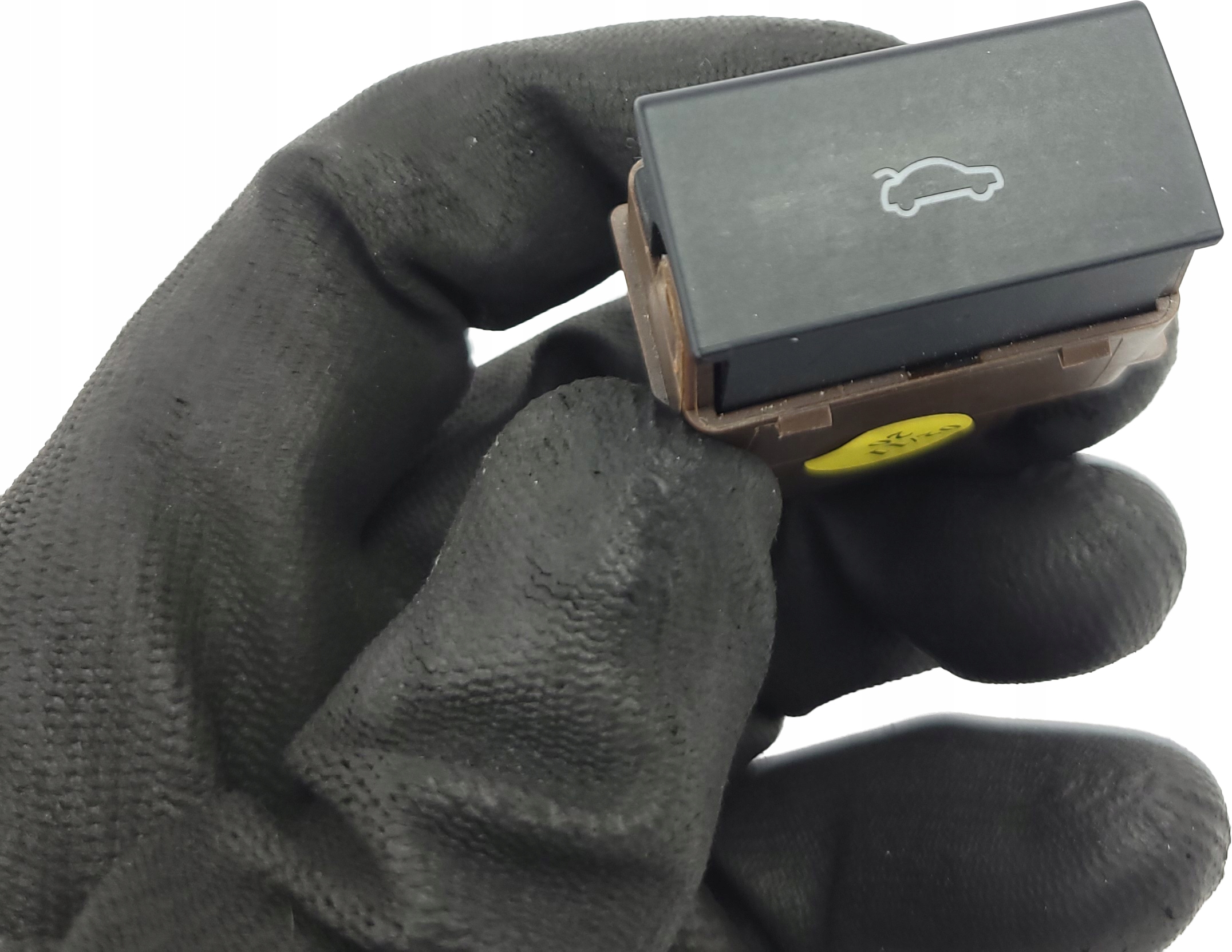 AUDI A6 C6 LIFT button opening control switch bonnet boot 4F0959831