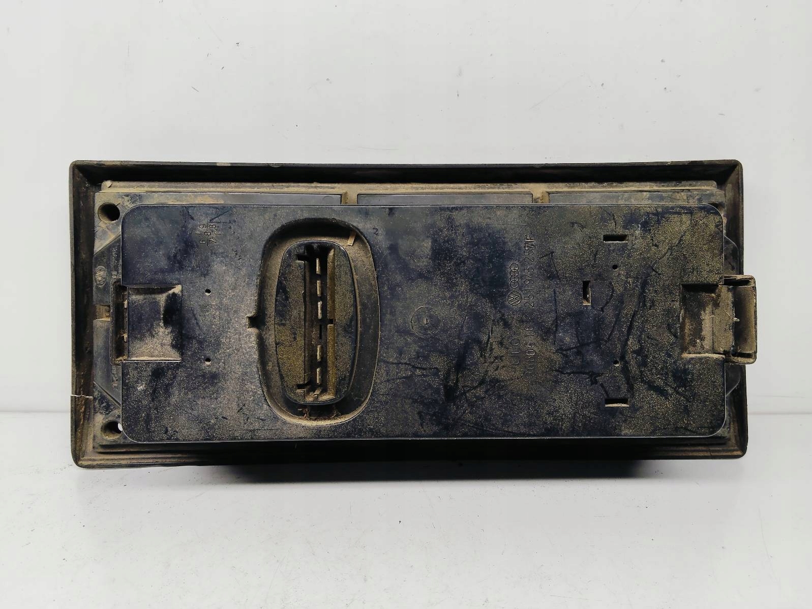 light rear right Volkswagen T3 1.6 TD 251945112F