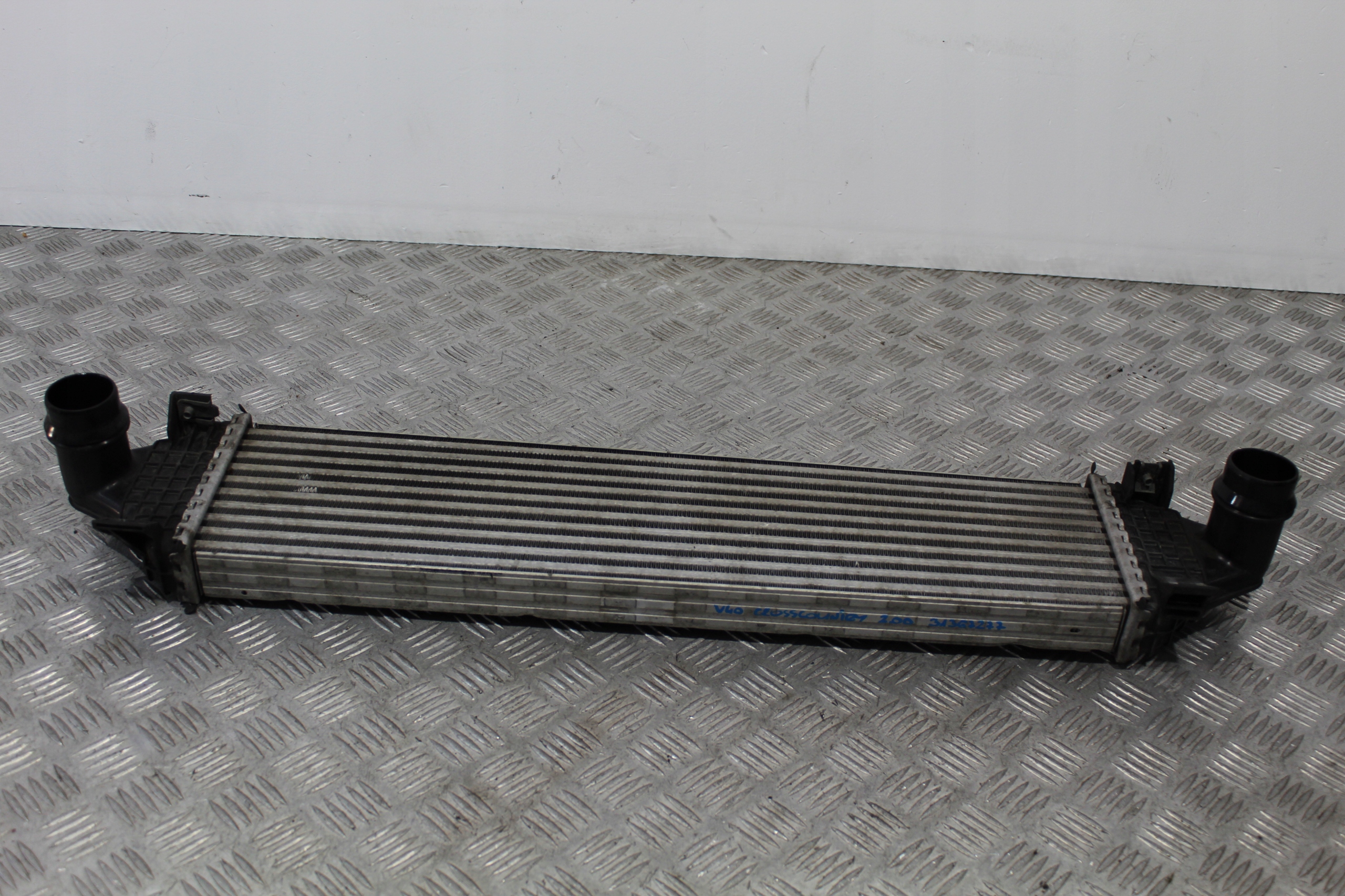 Kühler intercooler VOLVO V40 CROSSCOUNTRY