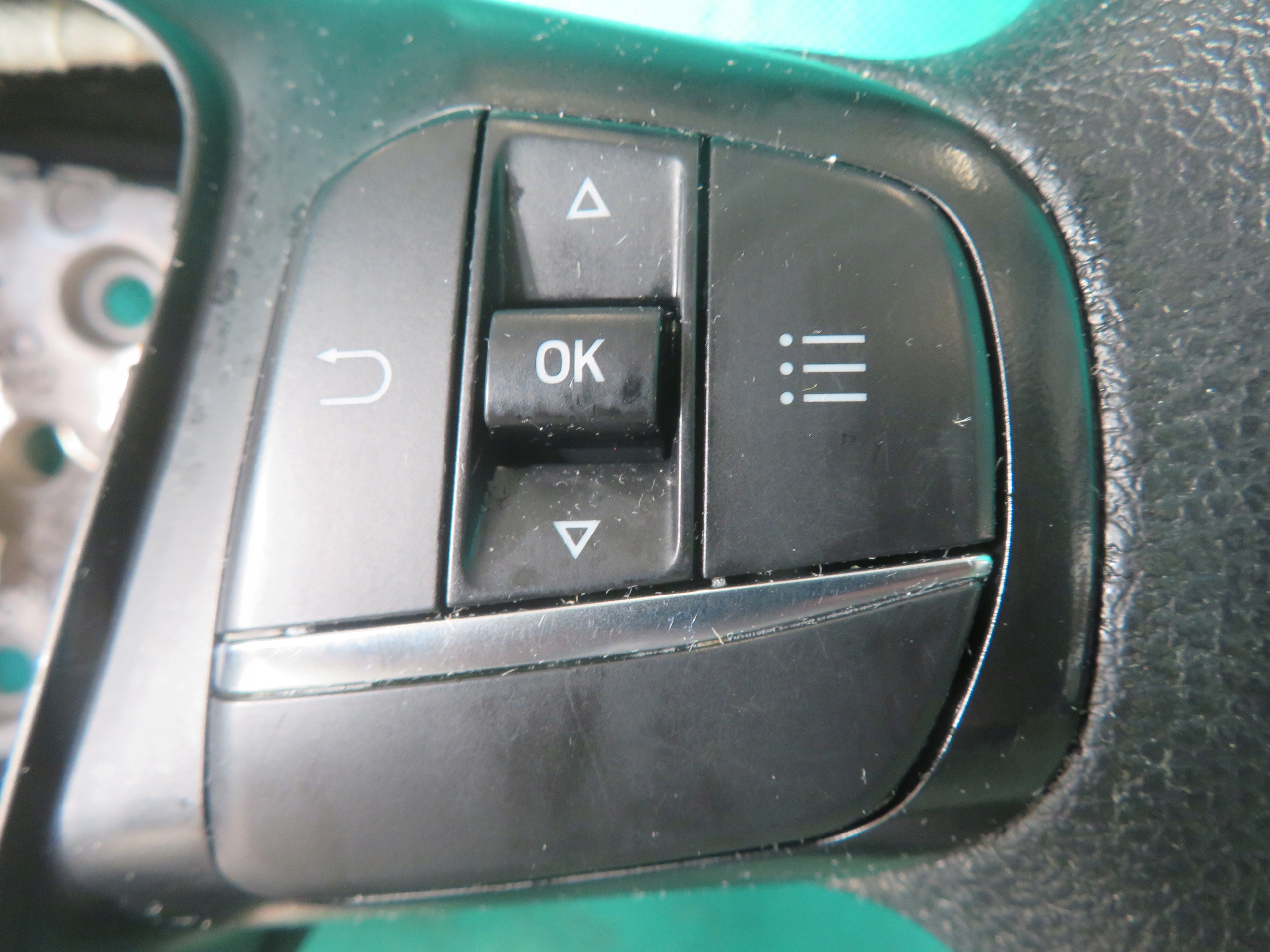 lenkrad MULTIFUNKCYJNA FORD TRANSIT 22R JK213600DA3ZHE
